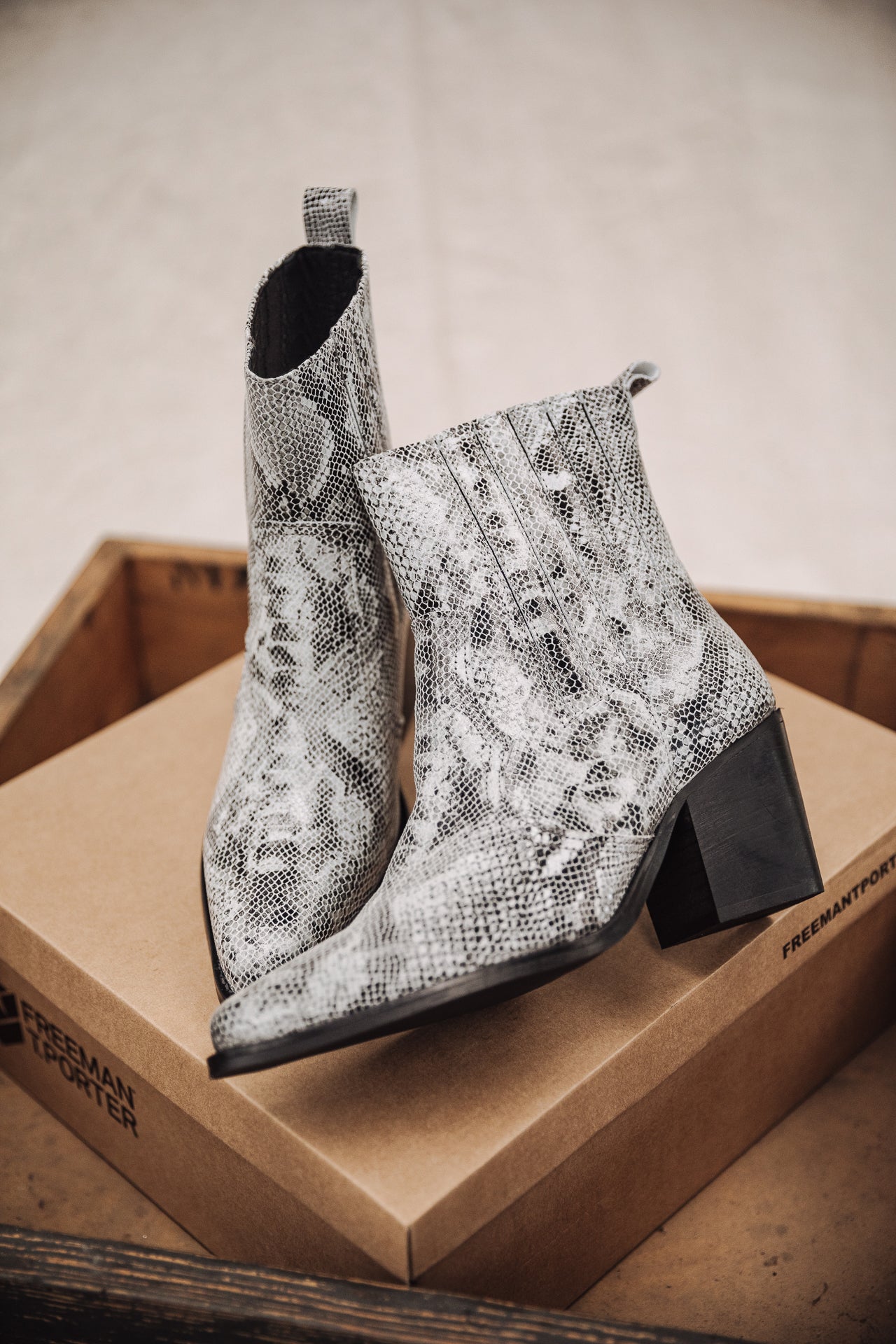 Boots Femme Teresa Phyton grey | Freeman T. Porter
