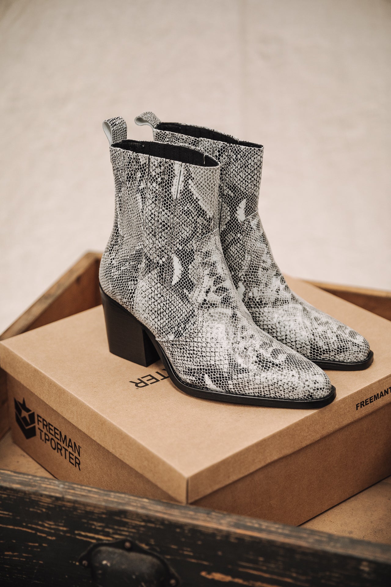 Boots Femme Teresa Phyton grey | Freeman T. Porter