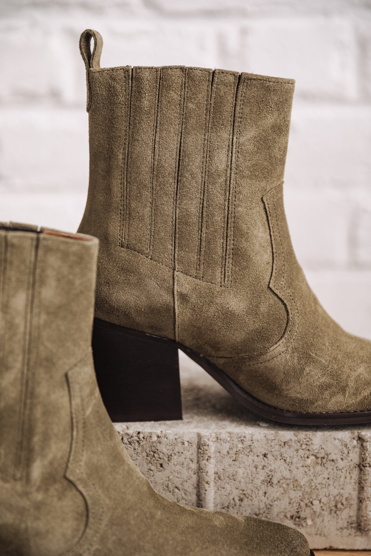 Boots en cuir Femme Teresa Suede truffle | Freeman T. Porter
