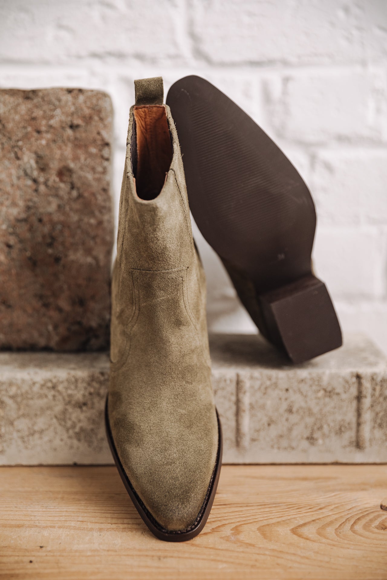 Boots en cuir Femme Teresa Suede truffle | Freeman T. Porter