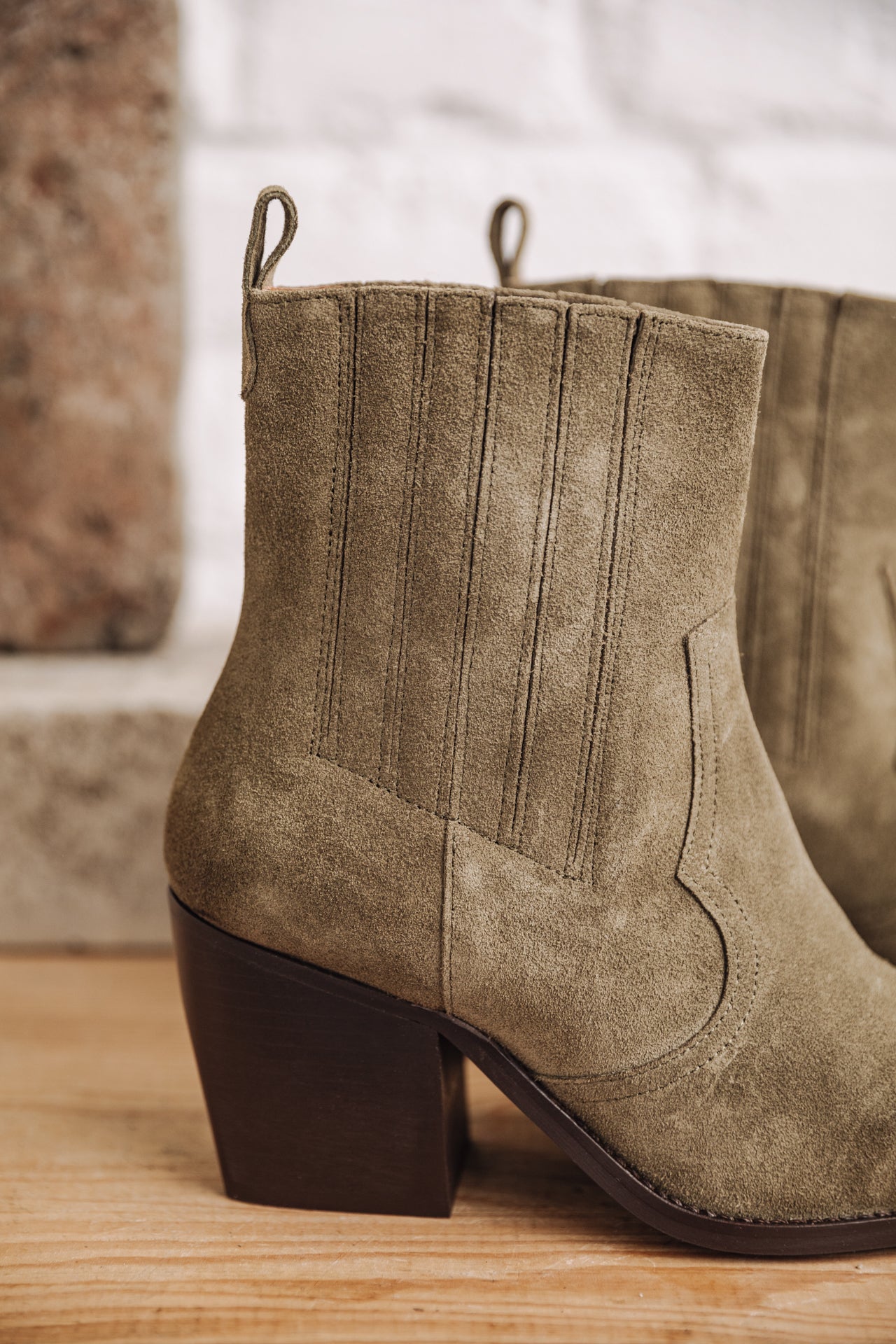 Boots en cuir Femme Teresa Suede truffle | Freeman T. Porter