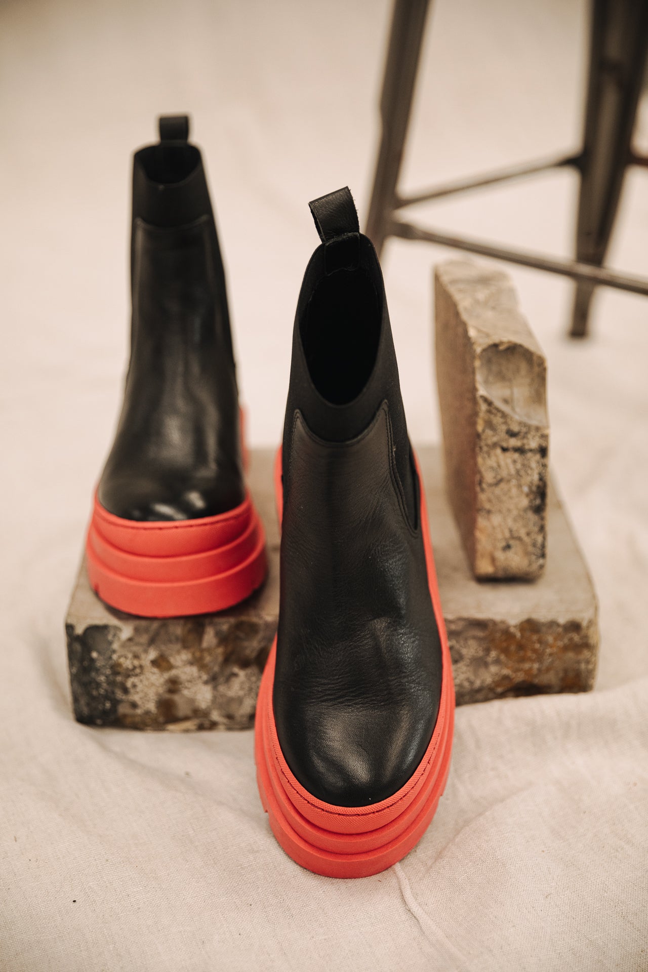 Boots Femme Janine black / red | Freeman T. Porter