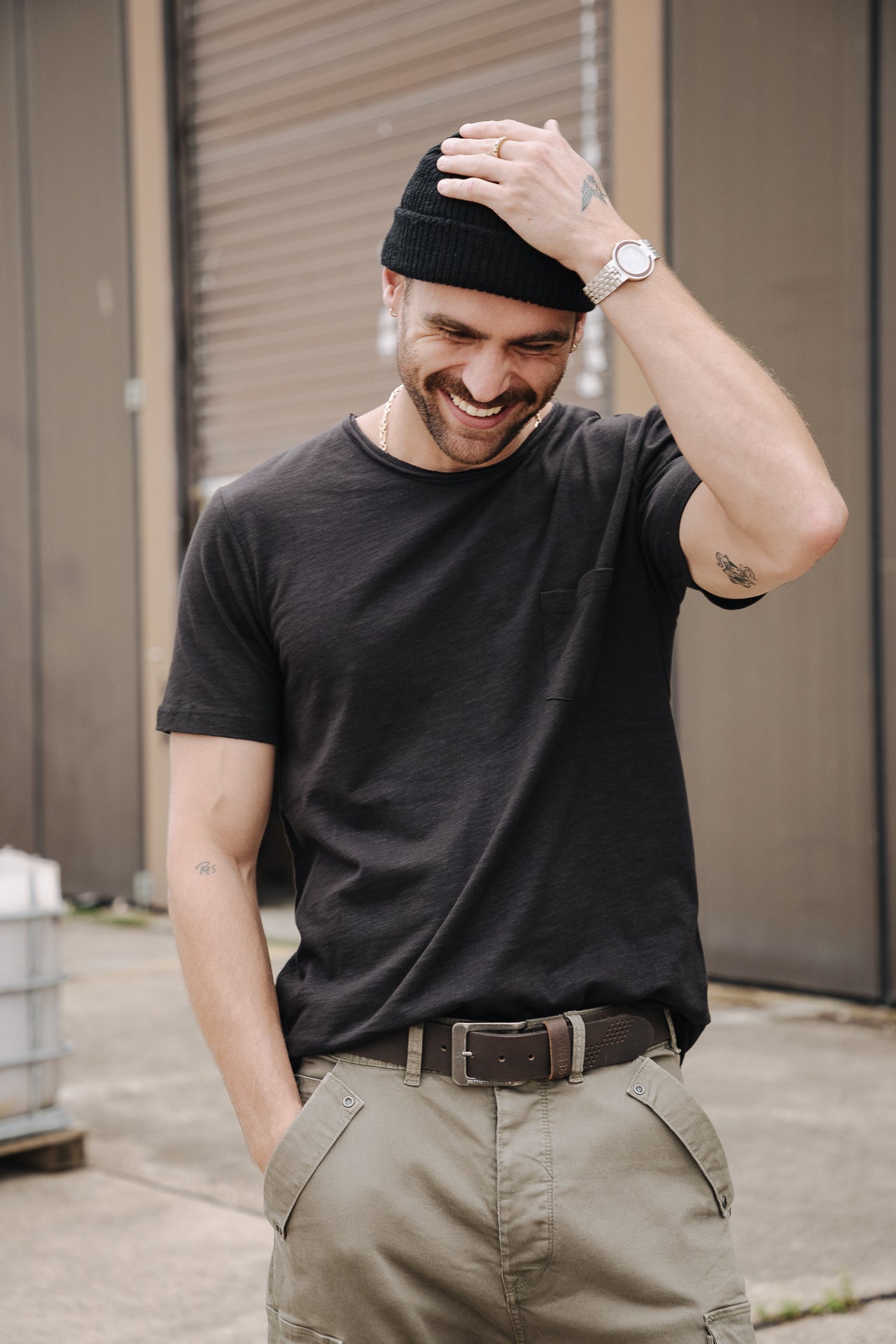 T-Shirt col V Unisex Gabino Basic black | Freeman T. Porter