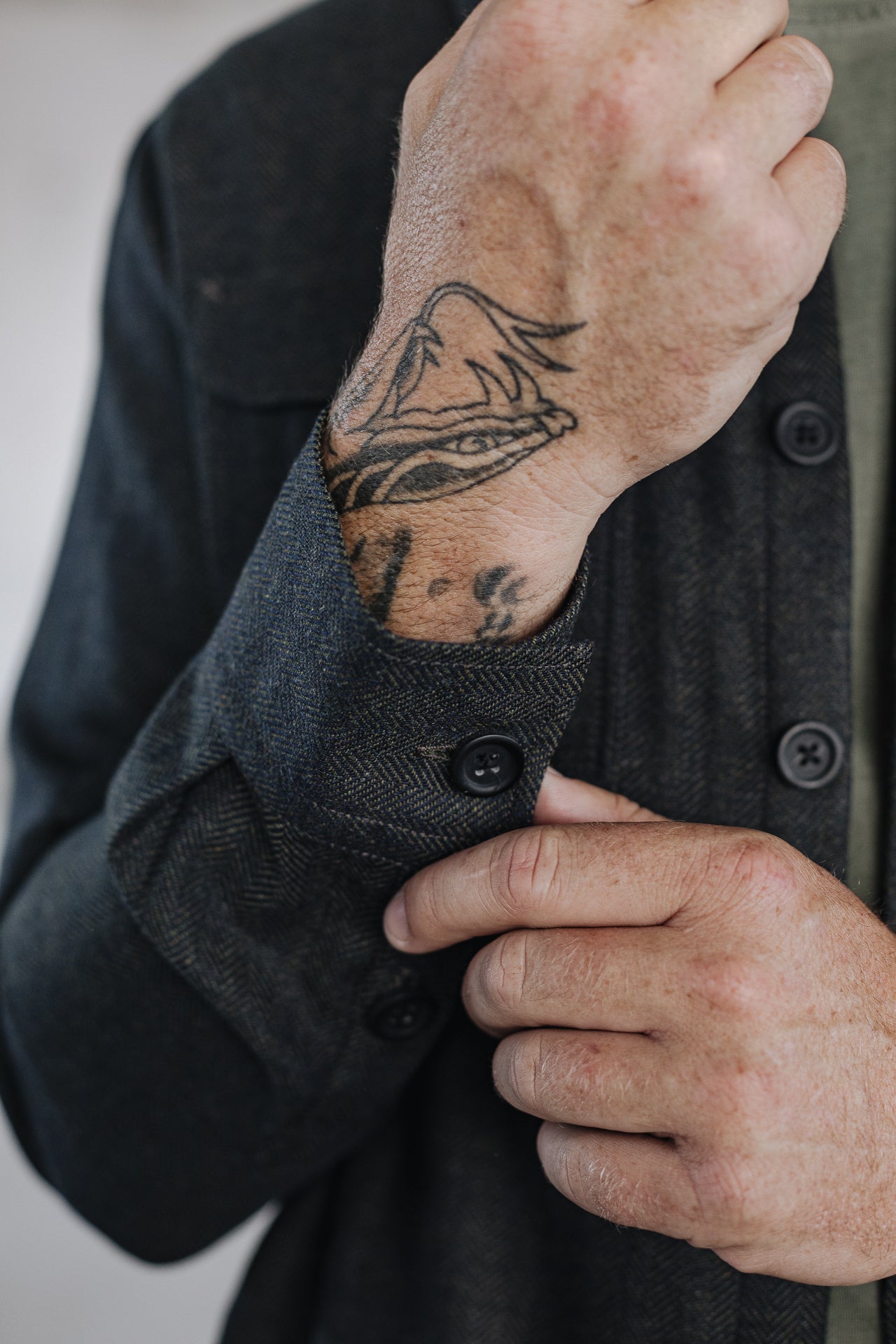 Surchemise Unisex Bolton Herringbone dusty olive | Freeman T. Porter