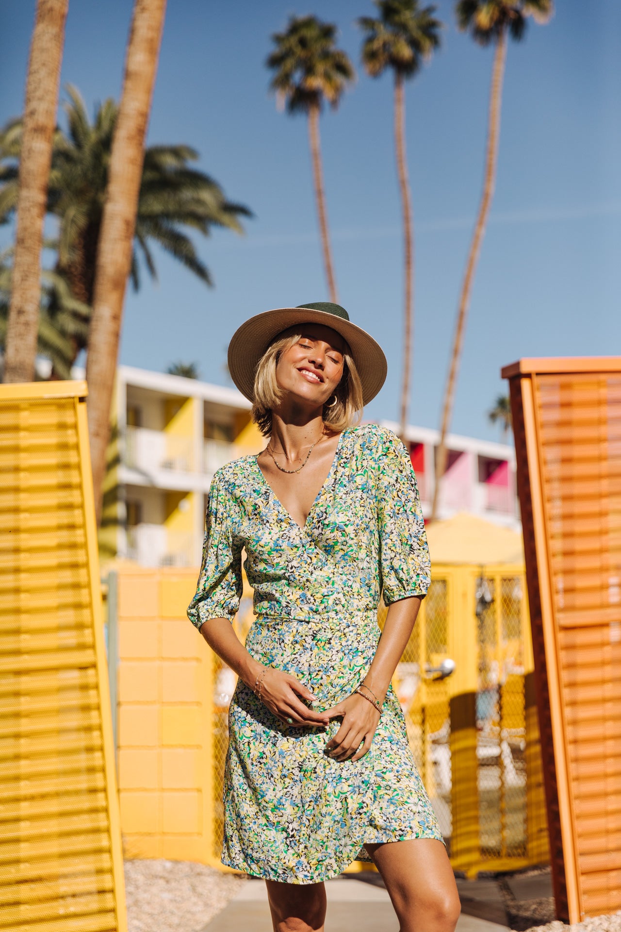 Robe courte porte-feuille Woman Laurence Parodia safety yellow | Freeman T. Porter