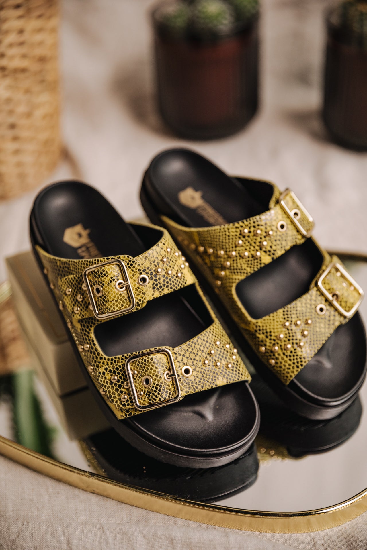 Sandals Femme Conny yellow | Freeman T. Porter