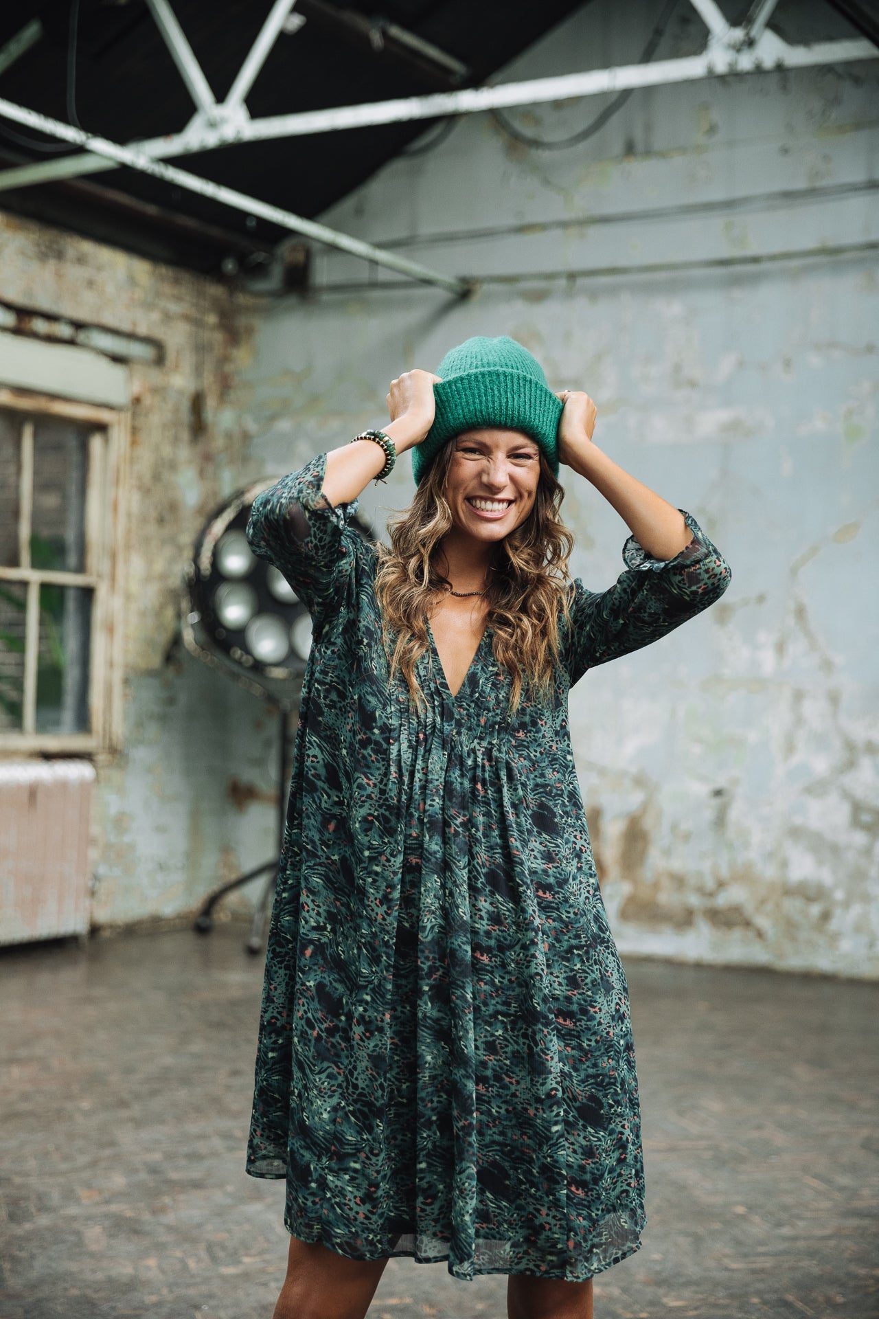 Robe courte ample Femme Juna Hybrid deep jungle | Freeman T. Porter
