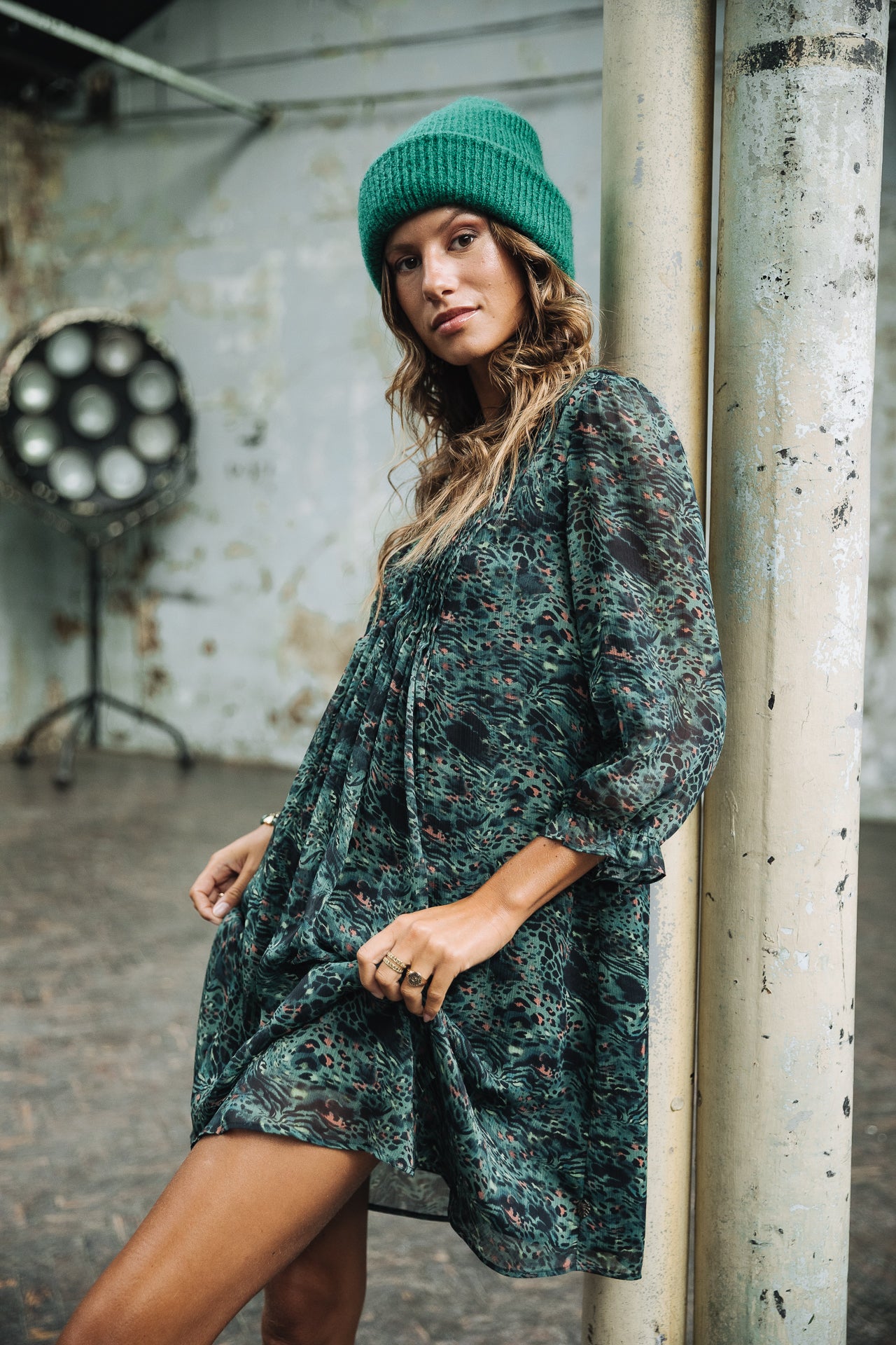 Robe courte ample Femme Juna Hybrid deep jungle | Freeman T. Porter