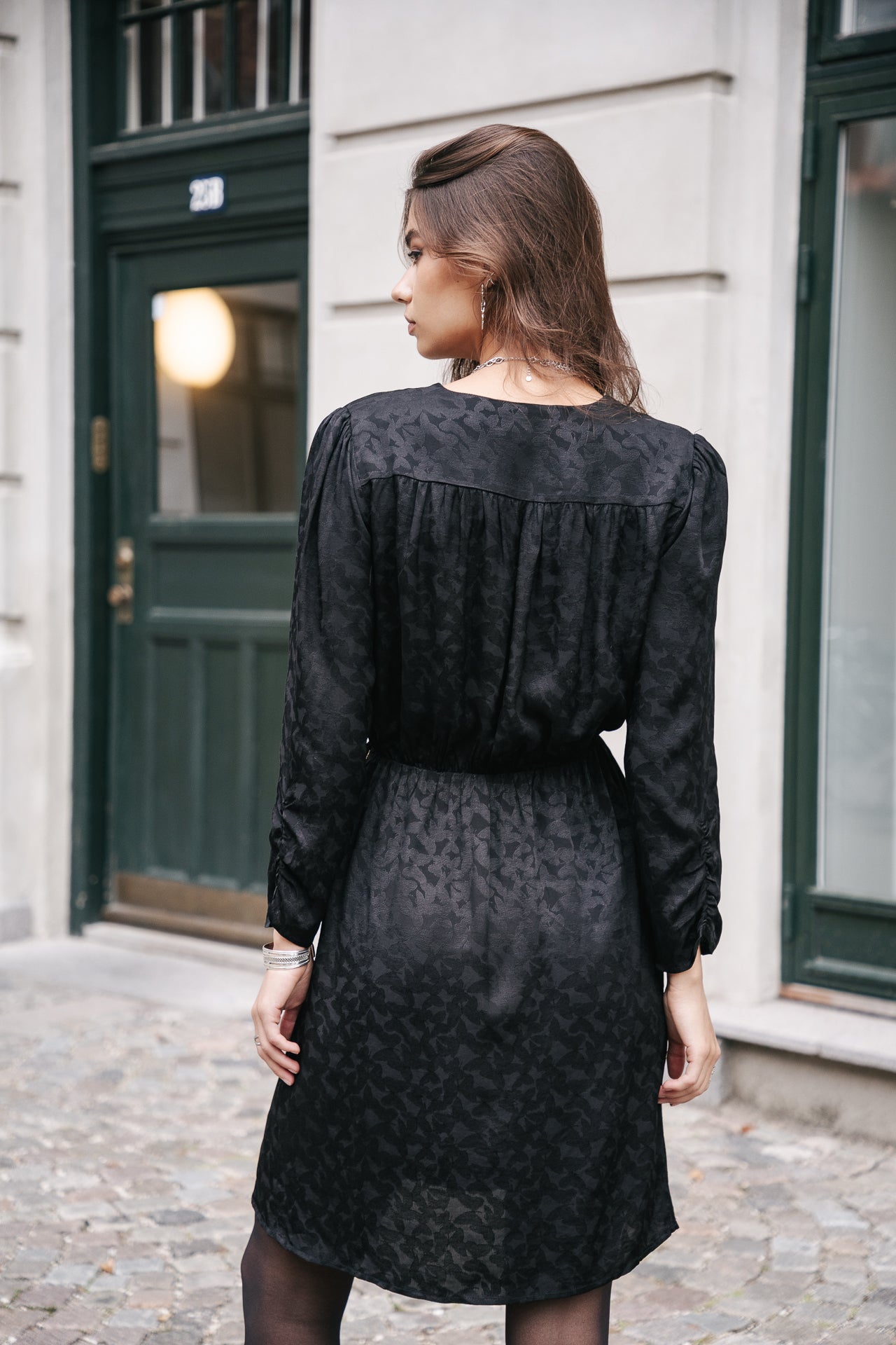 Robe porte-feuille Frau Zita Jacquard black | Freeman T. Porter