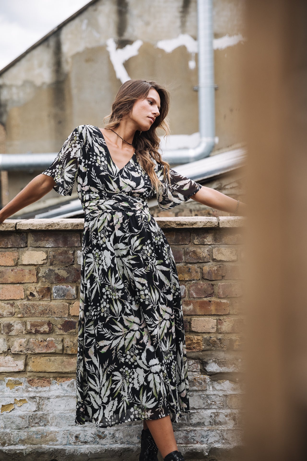 Robe longue Frau Ravena Wildflowers black | Freeman T. Porter