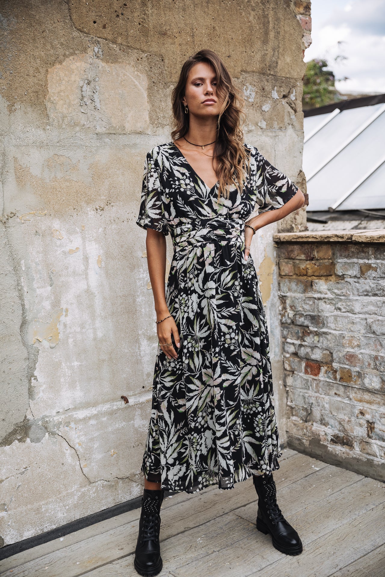 Robe longue Frau Ravena Wildflowers black | Freeman T. Porter