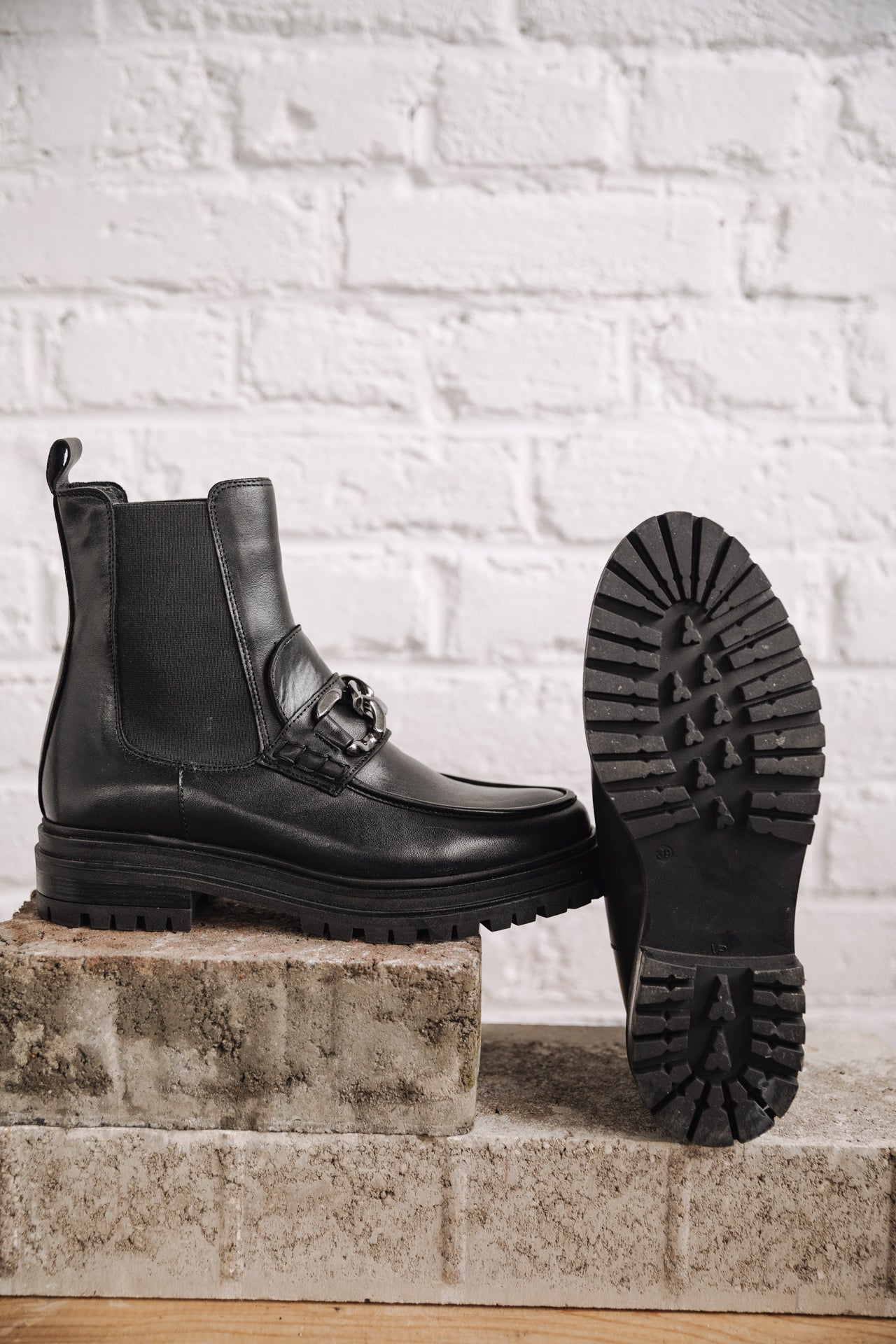 Low Boots Femme Nuxa black | Freeman T. Porter