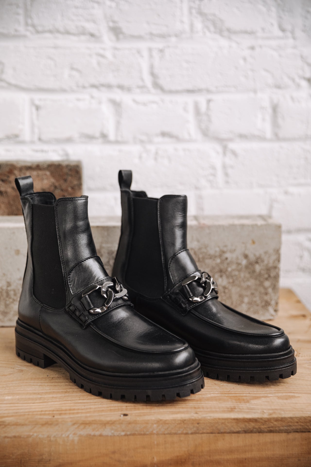 Low Boots Femme Nuxa black | Freeman T. Porter