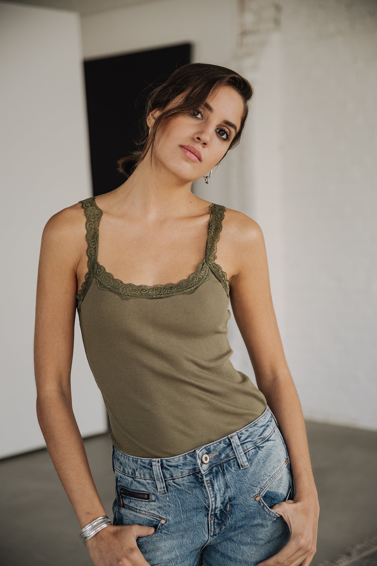 T-shirt sans manche Femme Dansy Rib loden frost | Freeman T. Porter