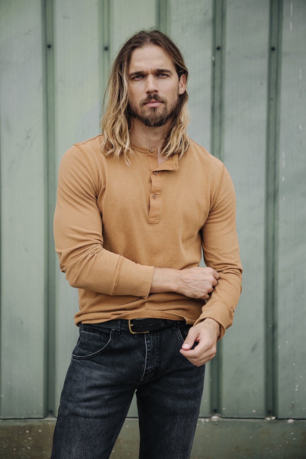 T-Shirt manches longues Hombres Warren Hambourg friar brown | Freeman T. Porter