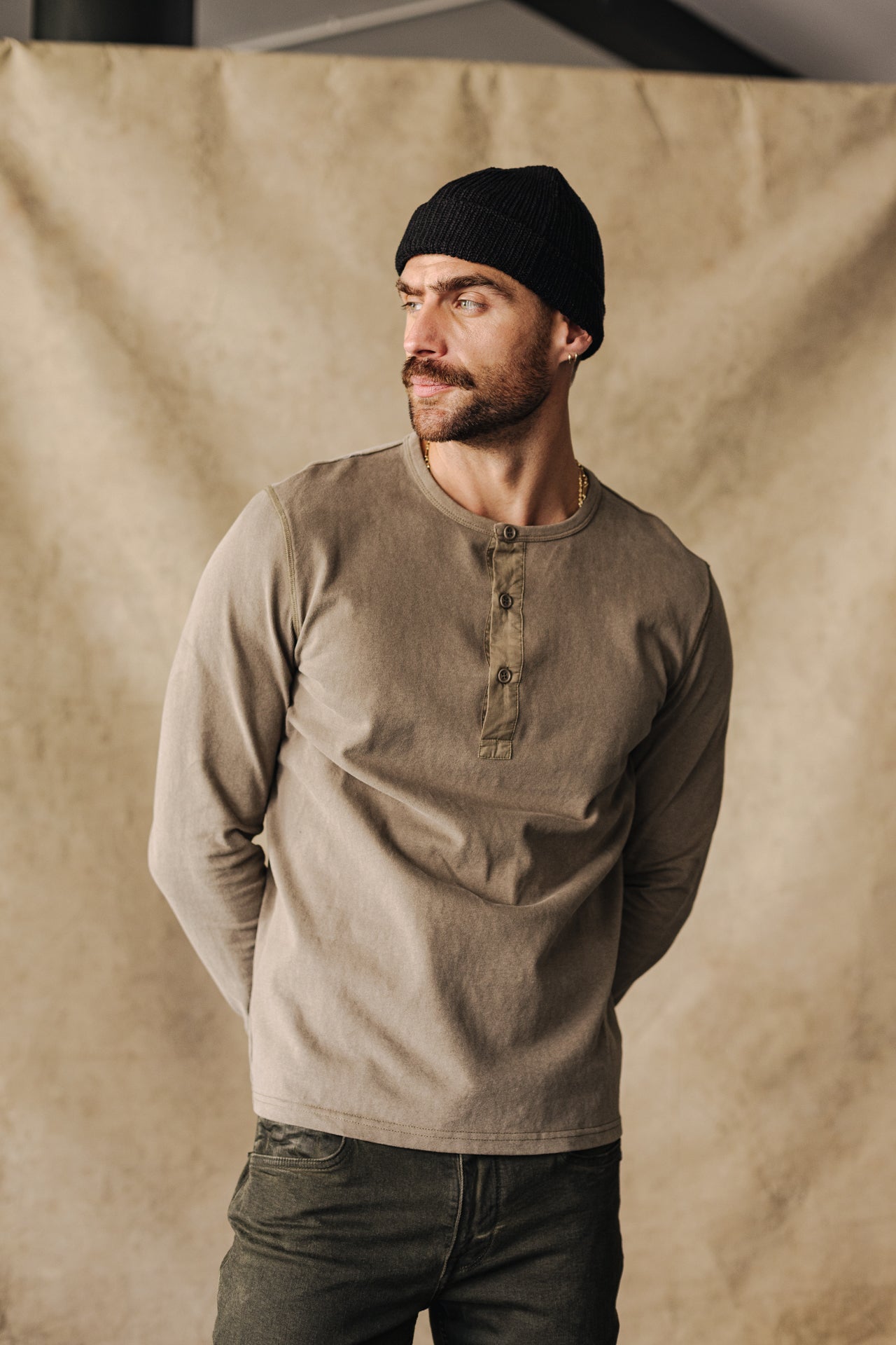 T-Shirt manches longues Hombres Warren Hambourg dusky green | Freeman T. Porter