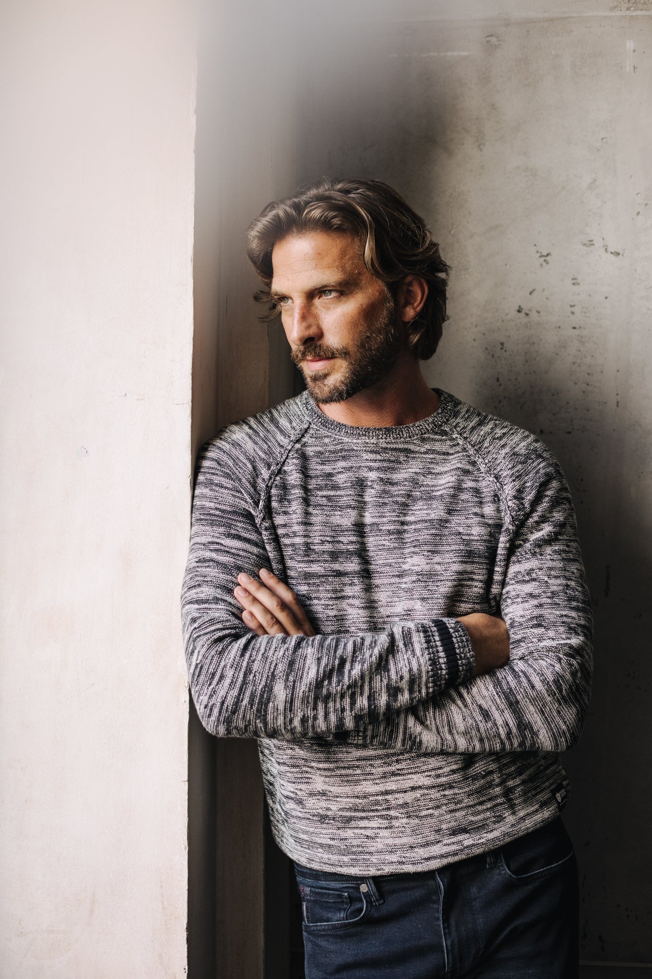 Pull col rond Mann Rescue Visby total eclipse | Freeman T. Porter