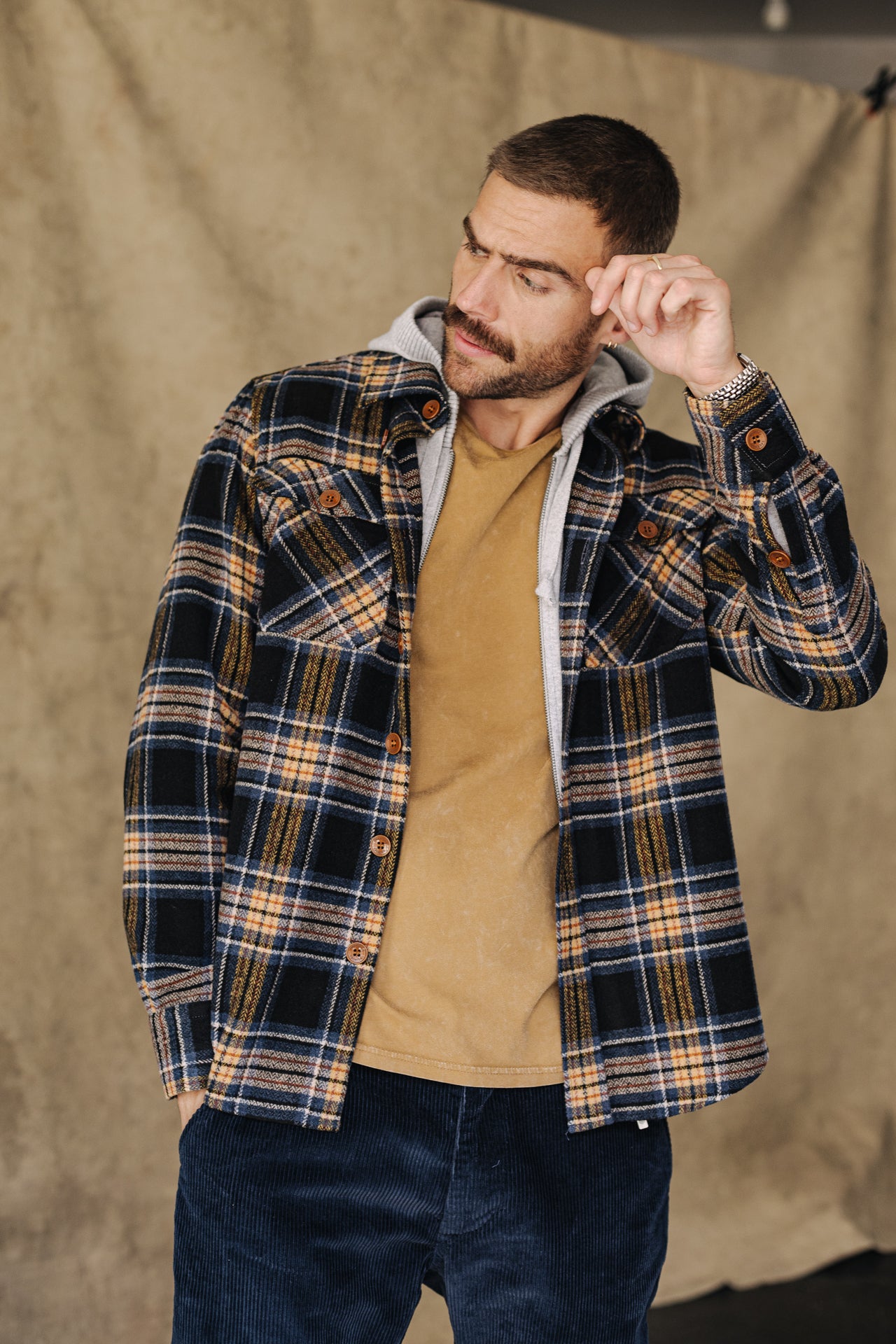 Surchemise Mann Bolton Ontario original | Freeman T. Porter