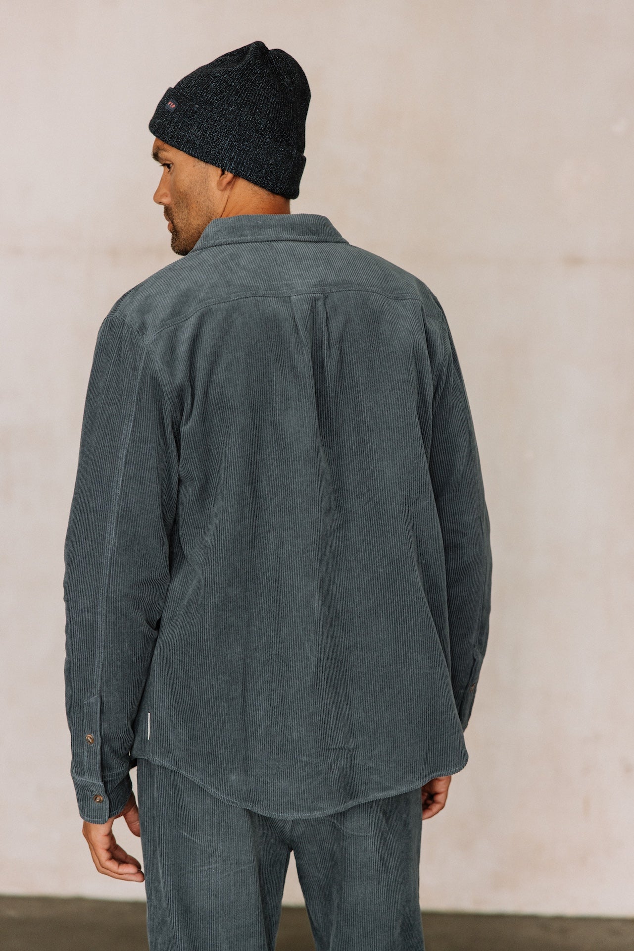 Chemise en velours Hombres Paolo Corduroy grisaille | Freeman T. Porter