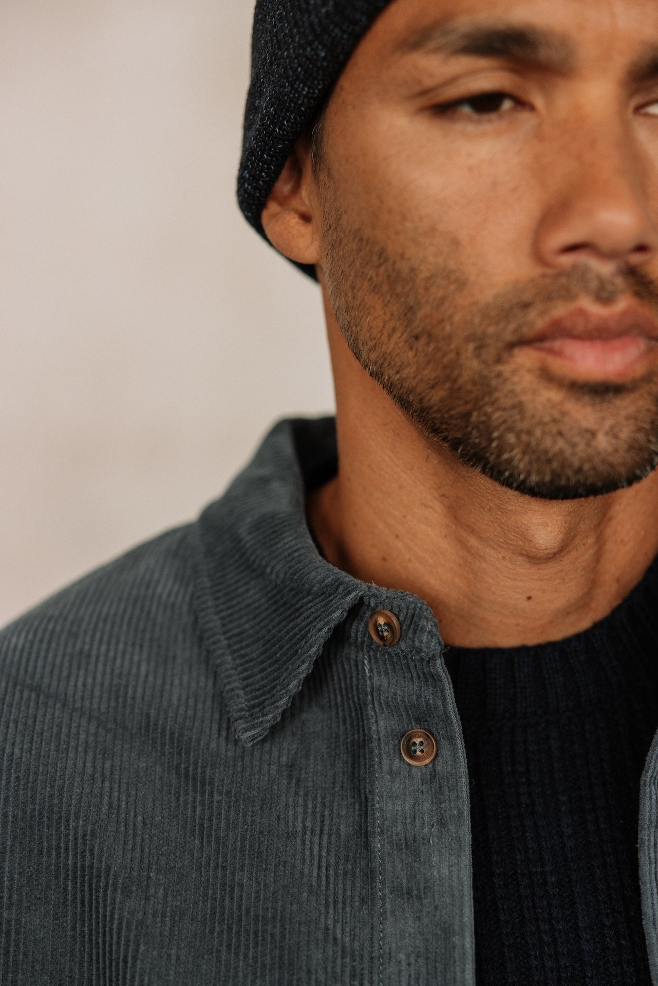 Chemise en velours Hombres Paolo Corduroy grisaille | Freeman T. Porter