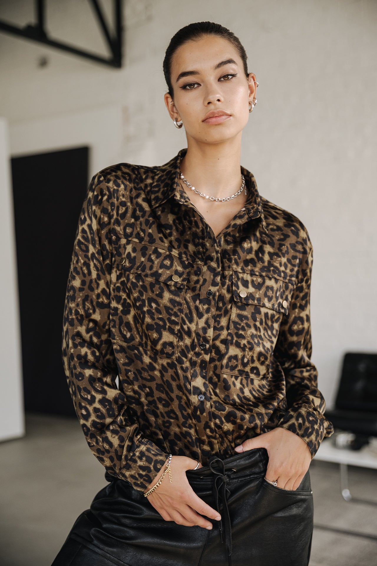 Top manches longues Mujer Corina Leopardo khaki | Freeman T. Porter