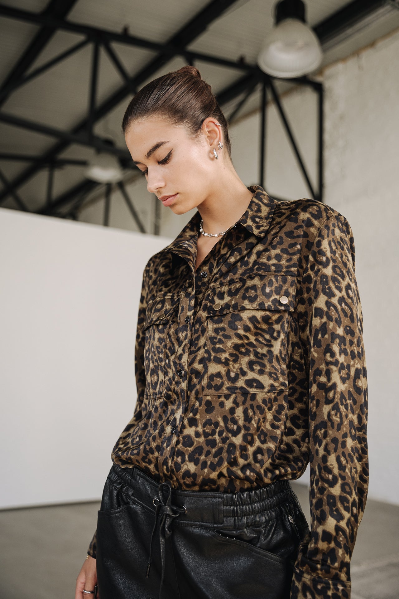 Top manches longues Mujer Corina Leopardo khaki | Freeman T. Porter