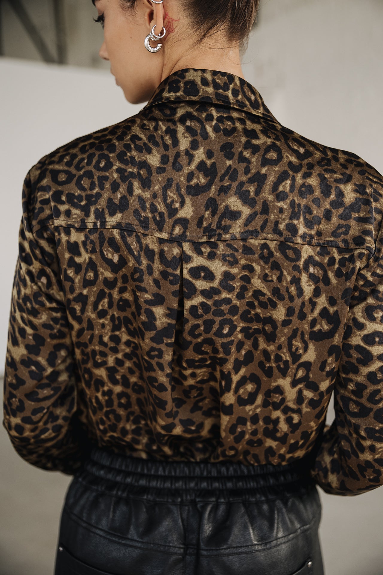 Top manches longues Mujer Corina Leopardo khaki | Freeman T. Porter