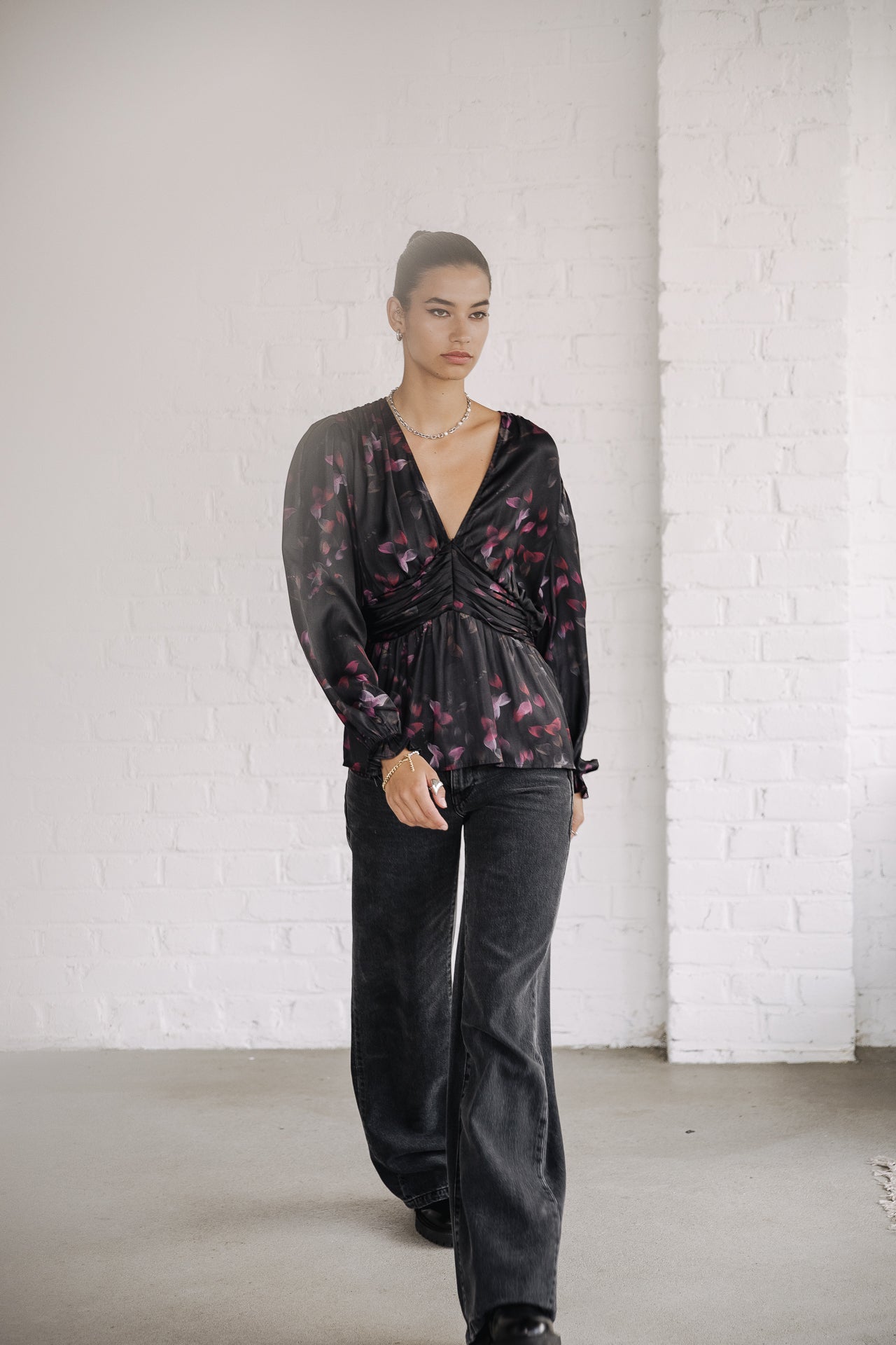Top manches longues Mujer Braia Black Roses black | Freeman T. Porter