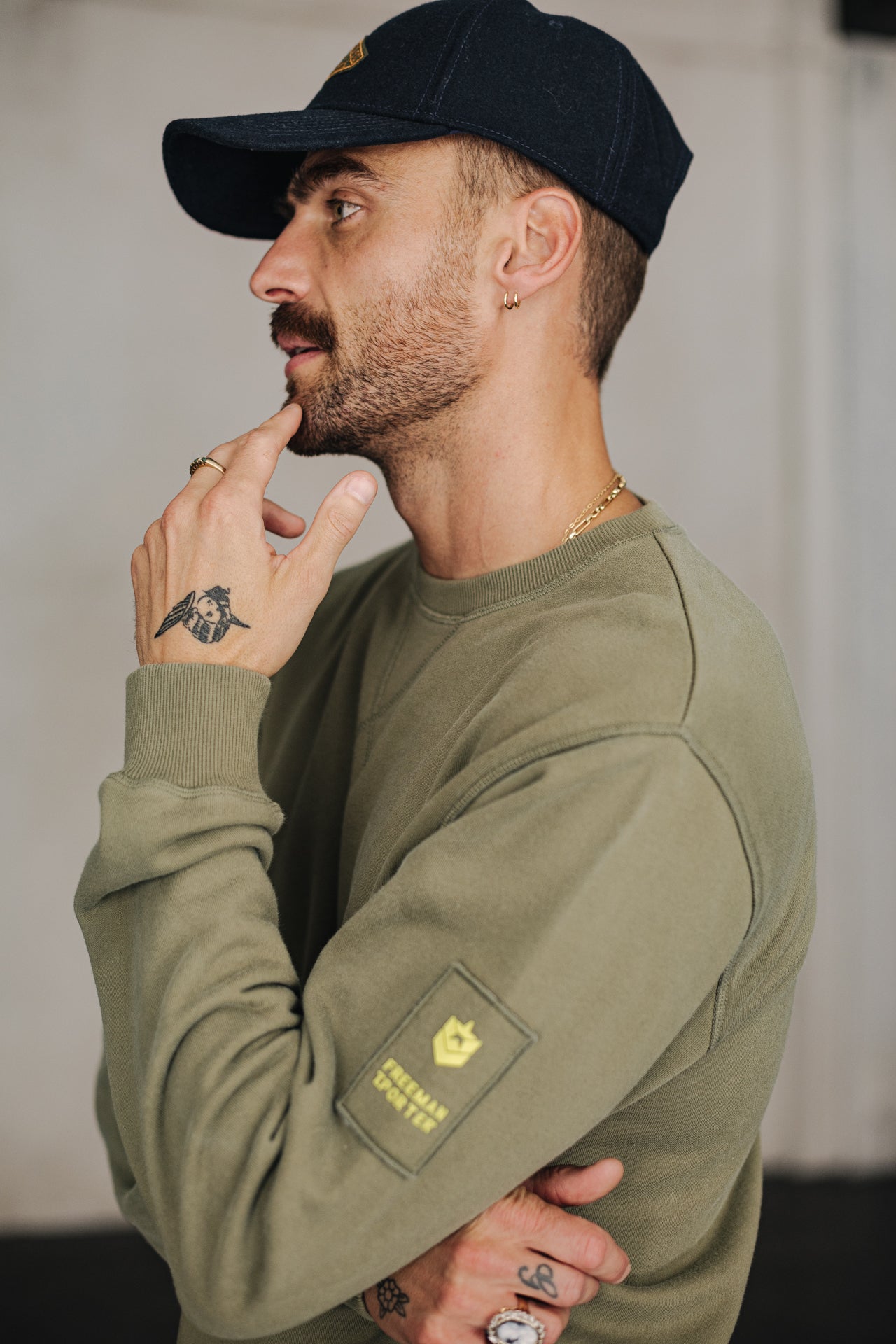 Sweat col rond Homme Baton Snug deep lichen green | Freeman T. Porter