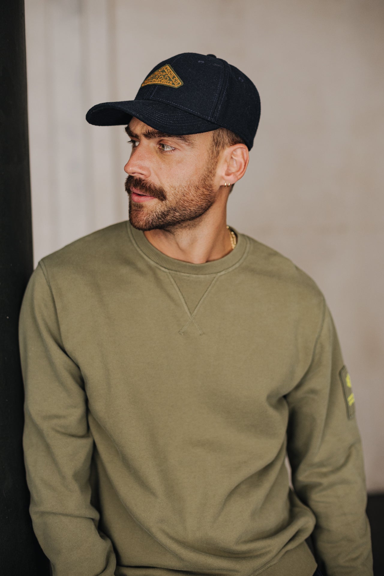 Sweat col rond Homme Baton Snug deep lichen green | Freeman T. Porter
