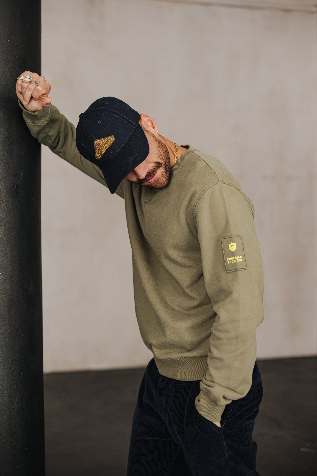 Sweat col rond Homme Baton Snug deep lichen green | Freeman T. Porter