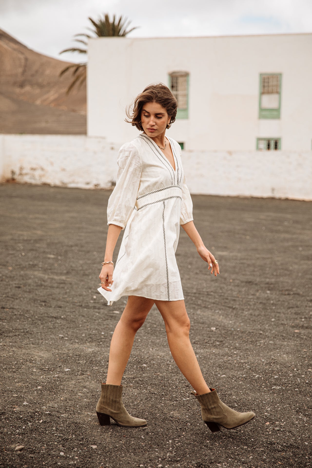 Robe col V Femme Revana Plain Color ecru | Freeman T. Porter