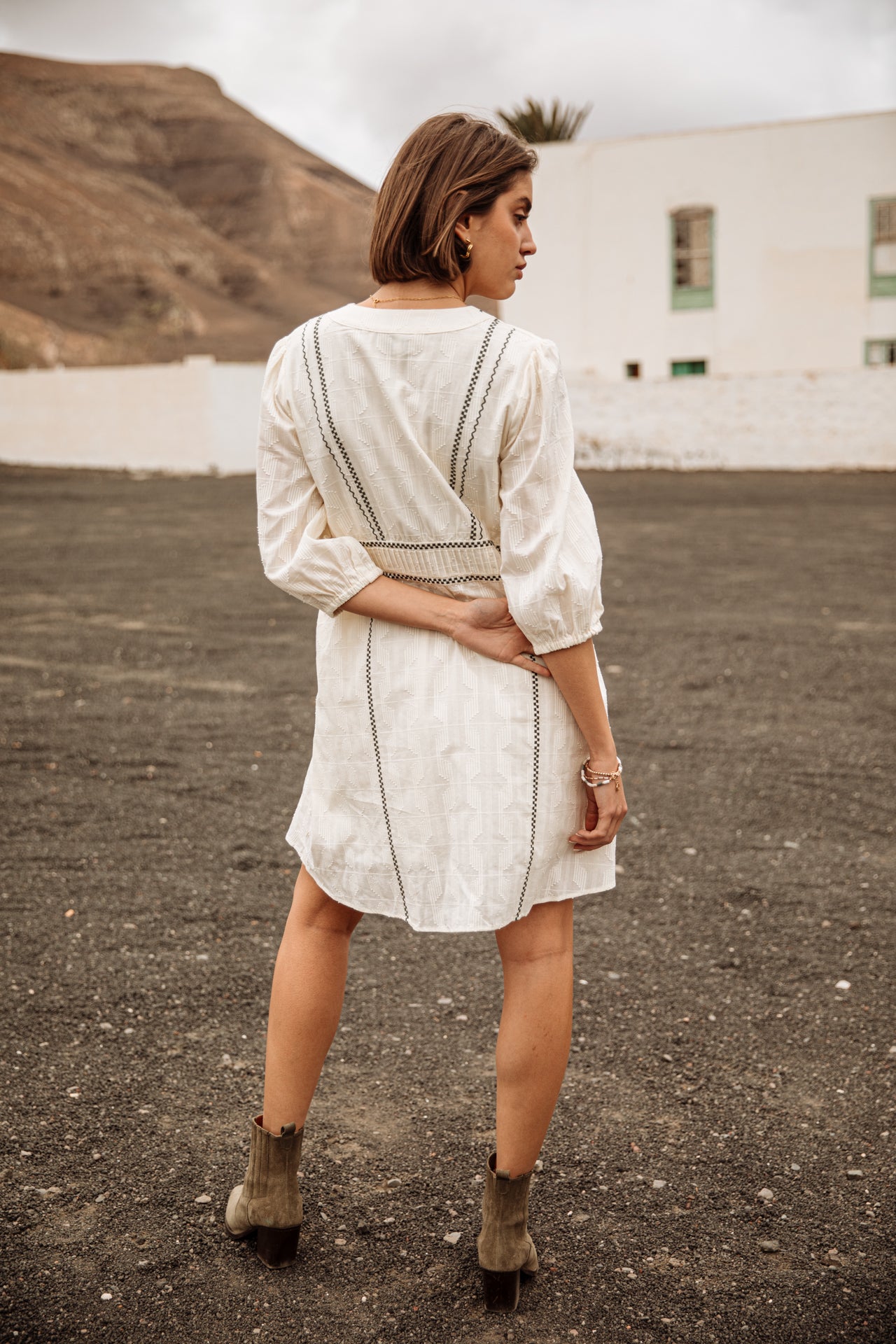 Robe col V Femme Revana Plain Color ecru | Freeman T. Porter