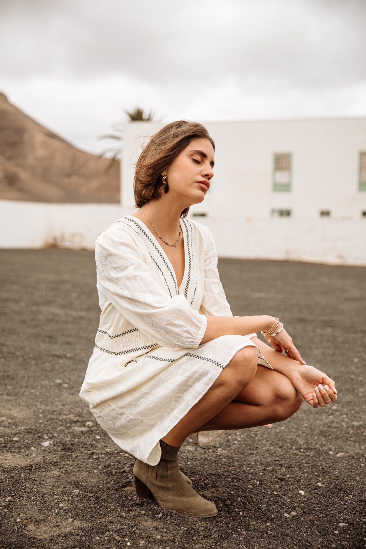 Robe col V Femme Revana Plain Color ecru | Freeman T. Porter
