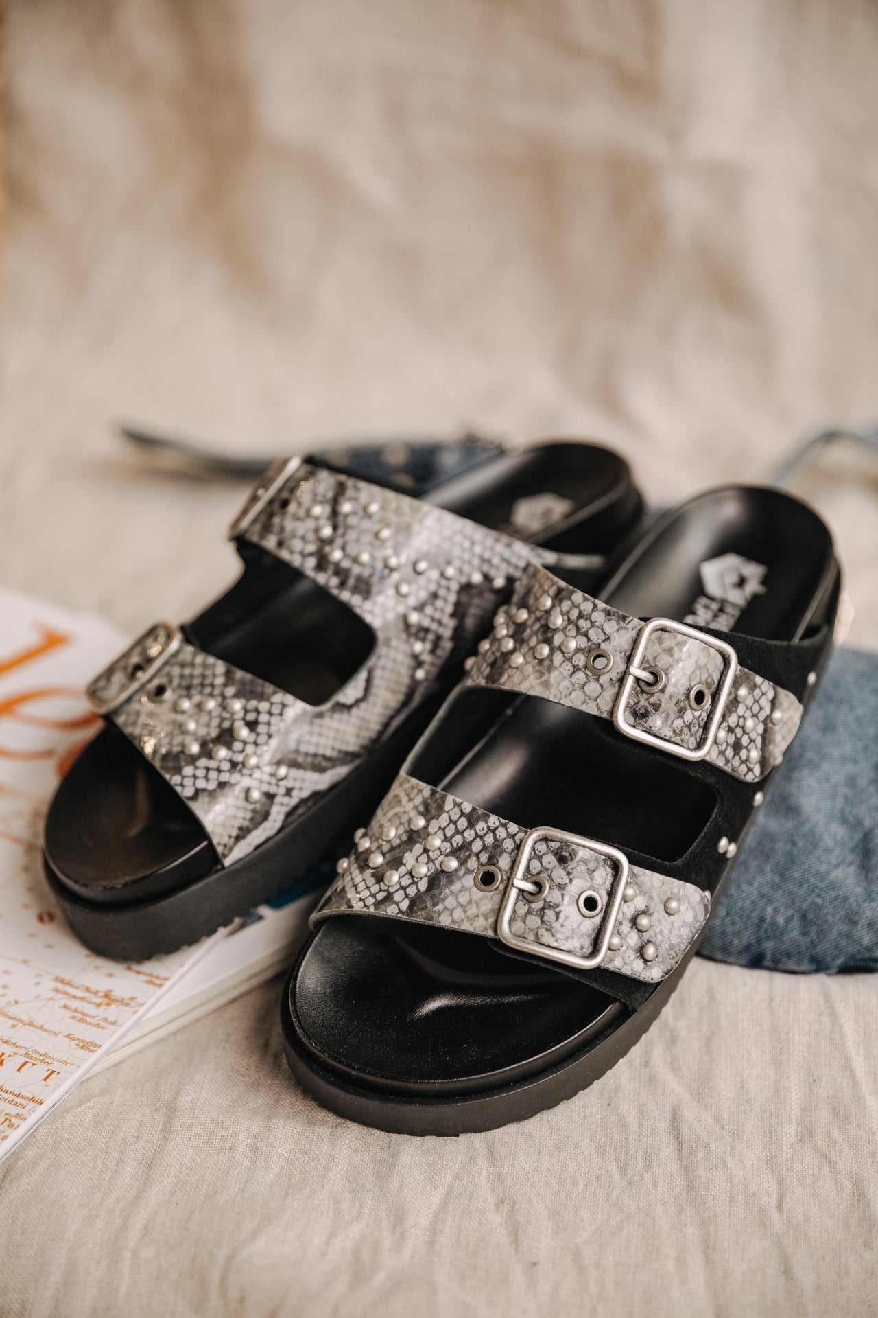 Sandales Femme Conny Snake black | Freeman T. Porter