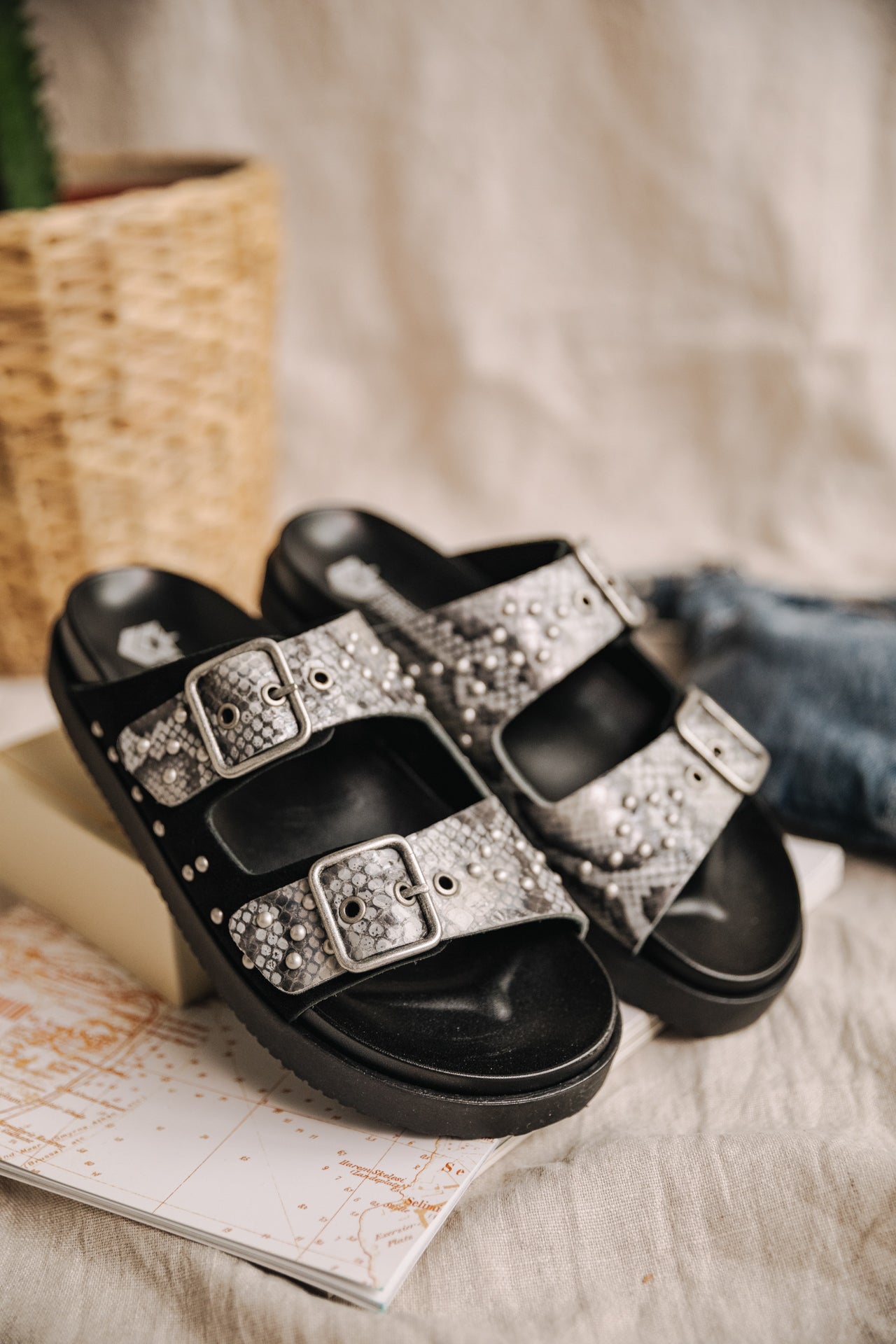 Sandales Femme Conny Snake black | Freeman T. Porter