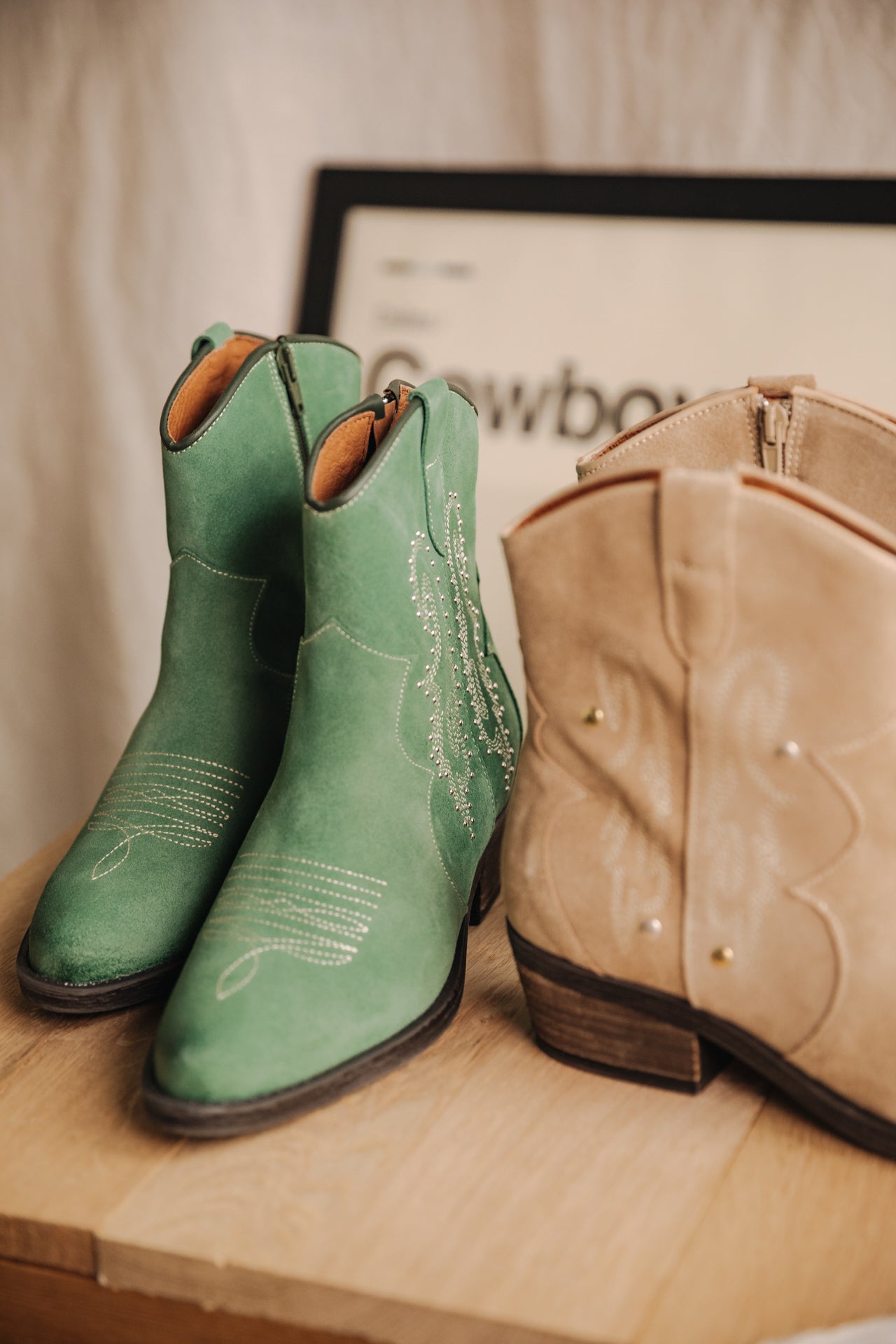 Boots Woman Laurene Suede sage green | Freeman T. Porter