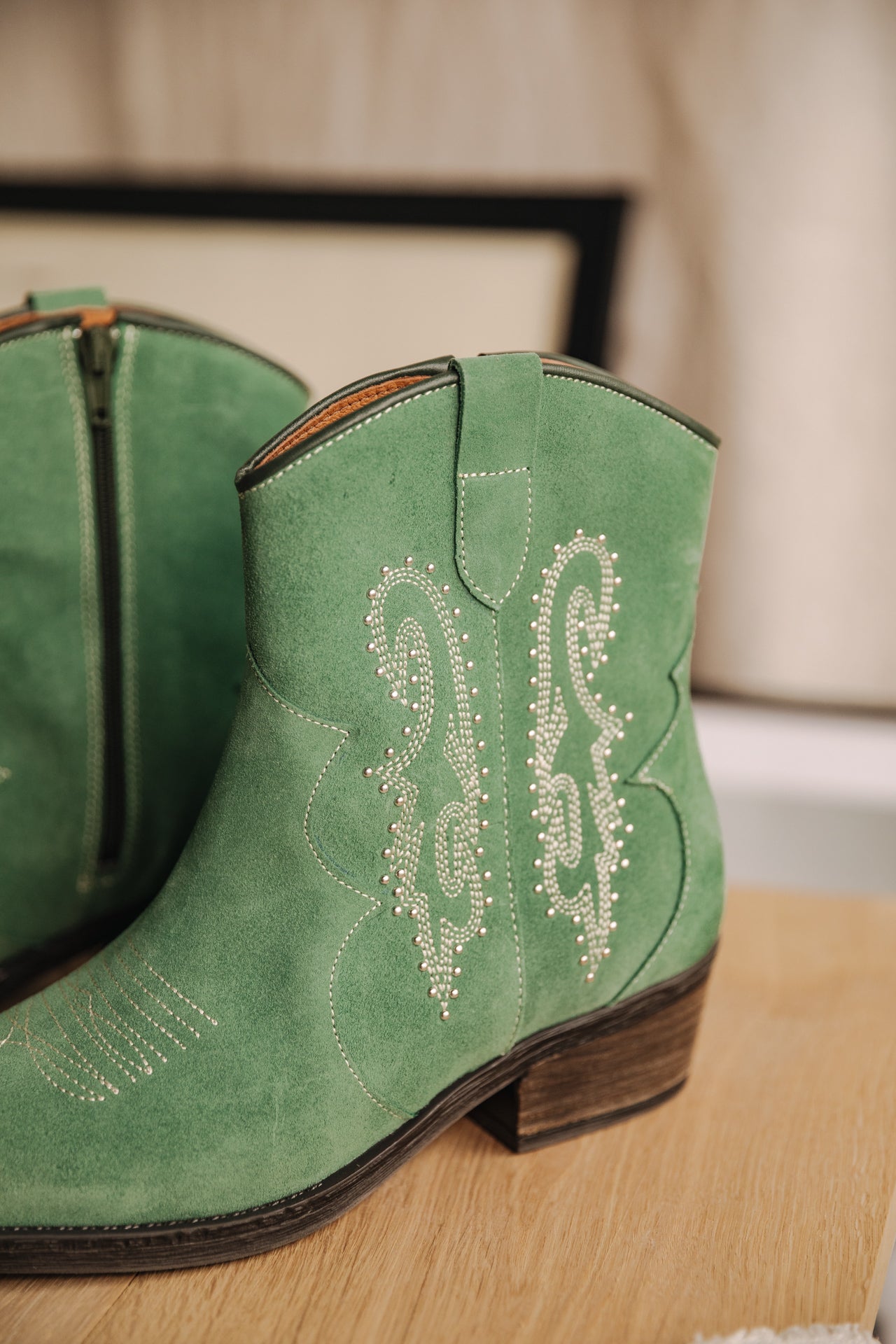Boots Woman Laurene Suede sage green | Freeman T. Porter