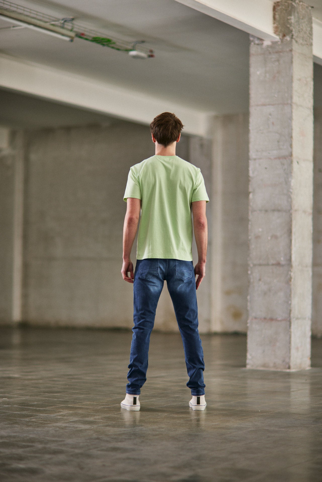 T-Shirt col V Hombres Ivander Chill subtle green | Freeman T. Porter