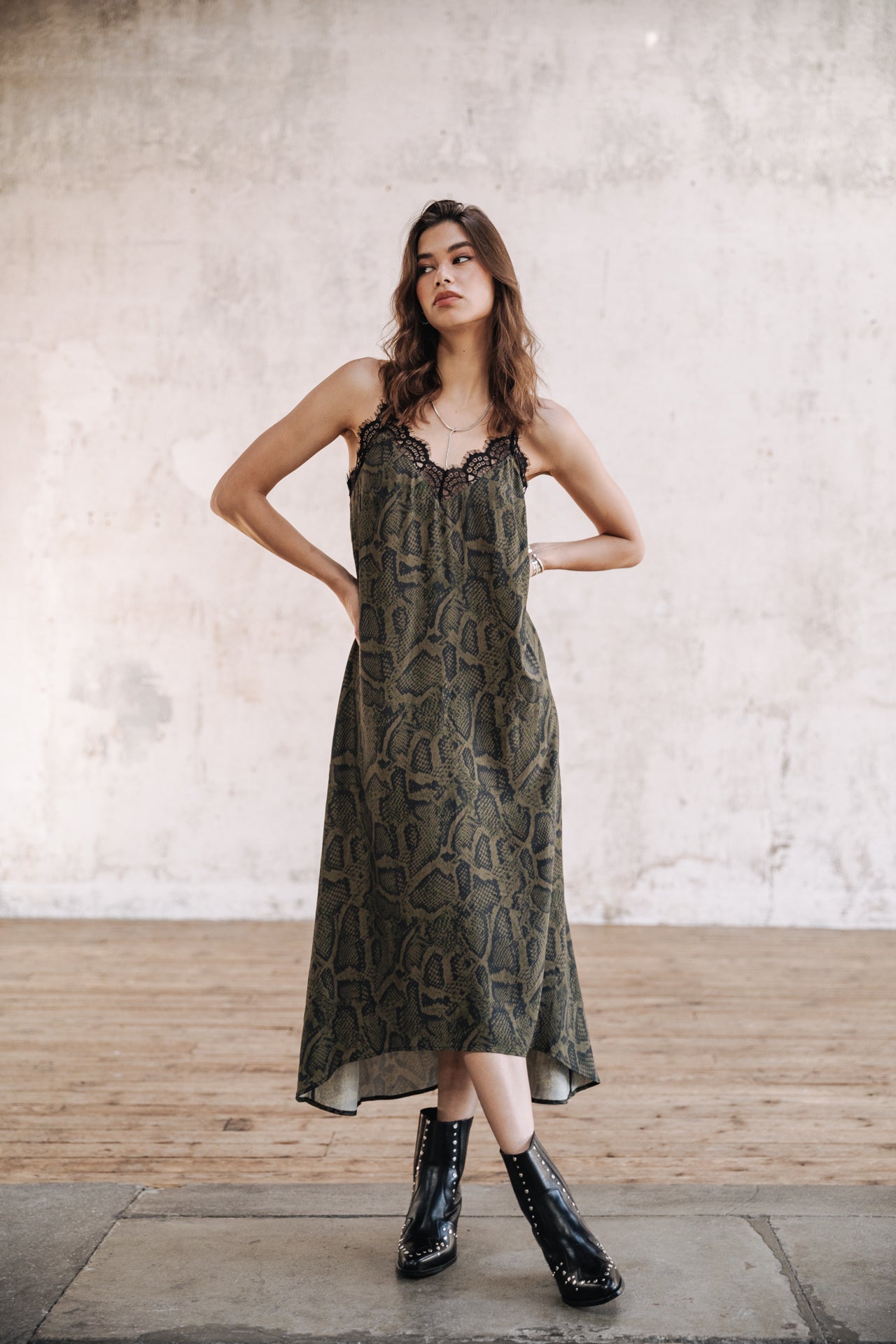 Robe longue Frau Mia Pythonia garden green | Freeman T. Porter