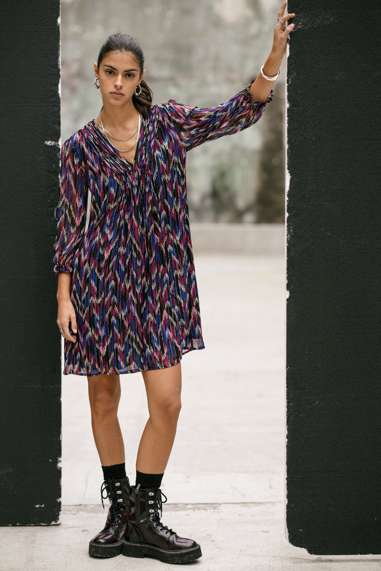 Robe courte ample Frau Juna Funky Wood black | Freeman T. Porter