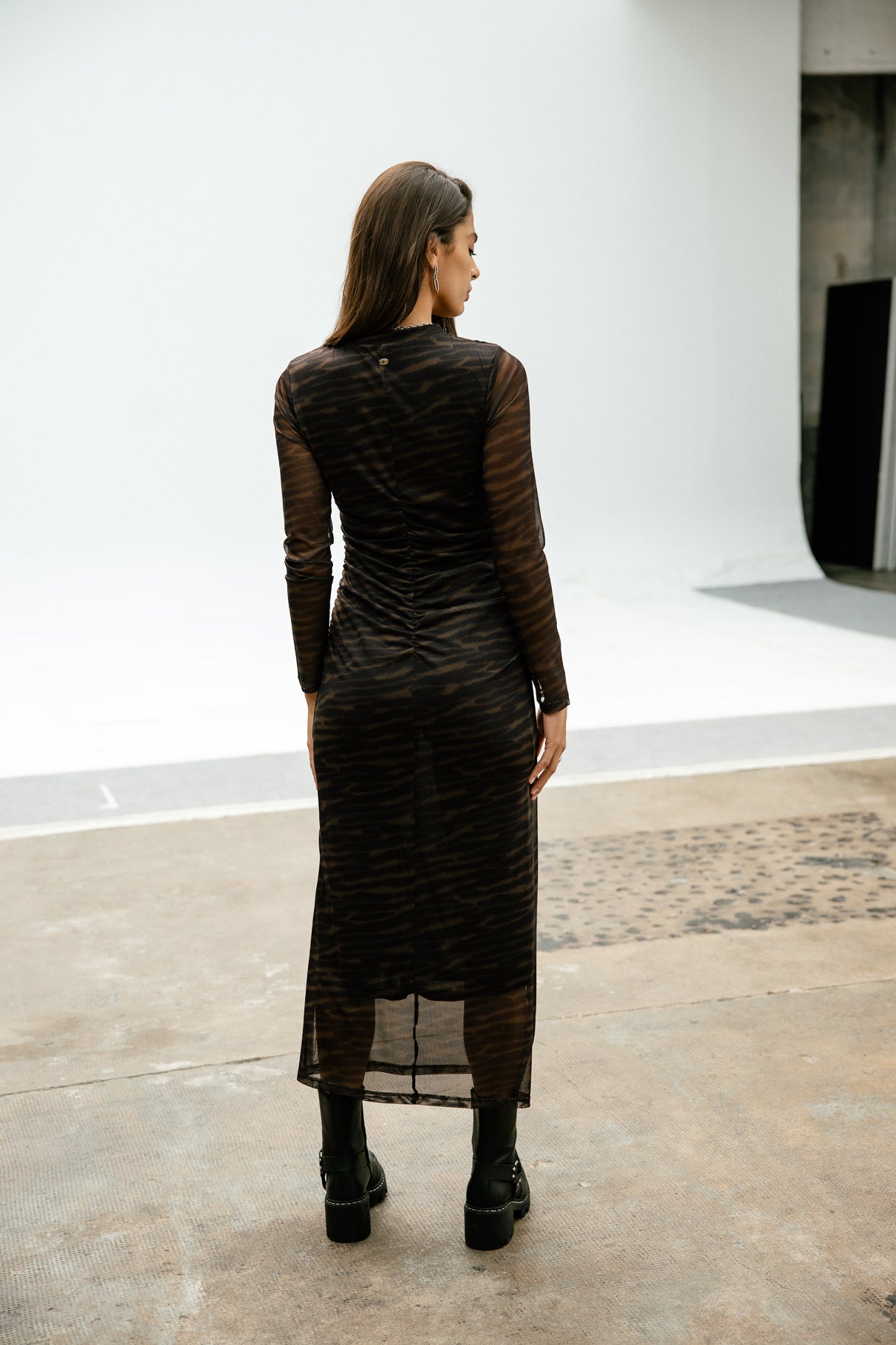 Robe avec jeux de transparence Femme Rasmina Blurry Zebra cappuccino | Freeman T. Porter