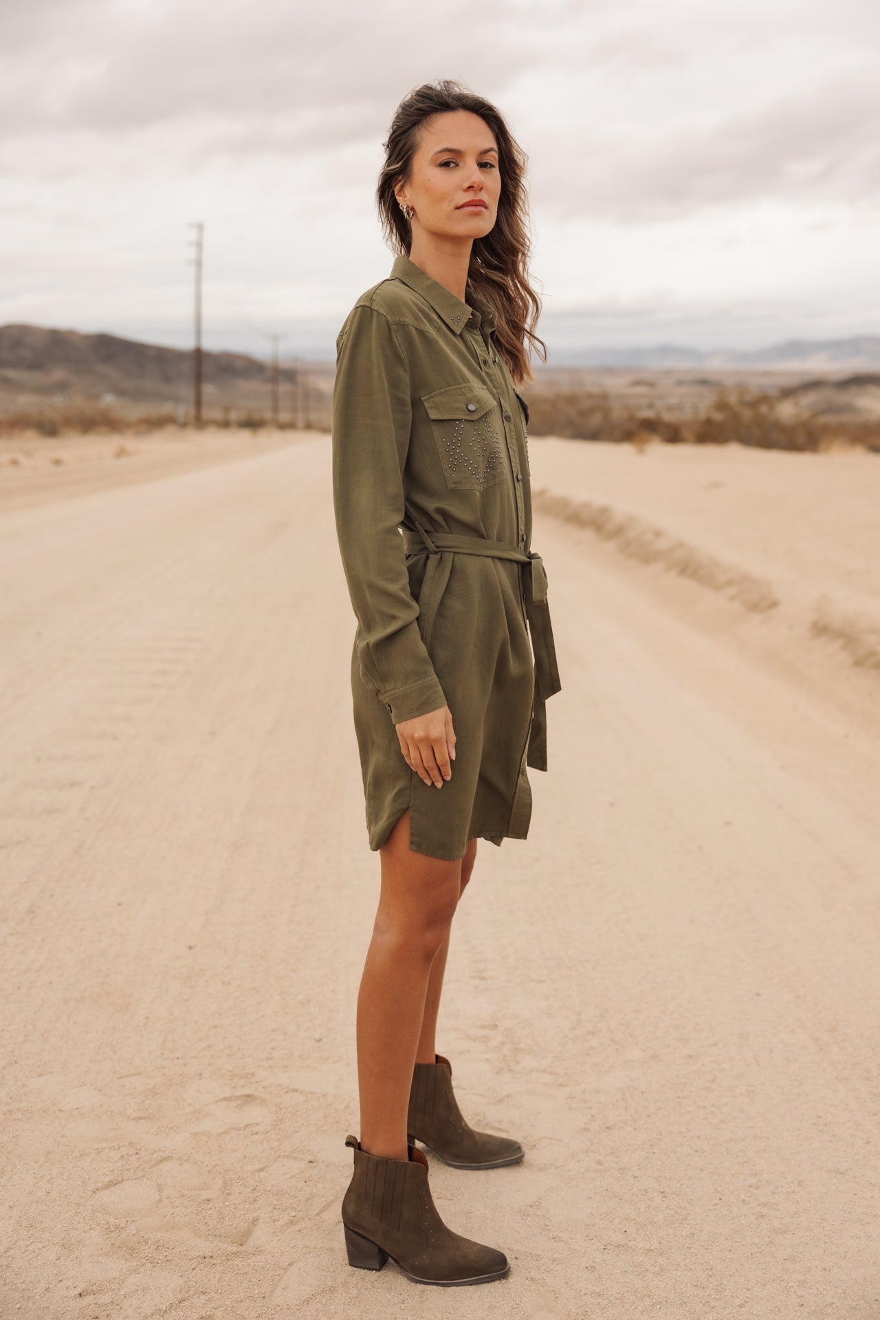 Shirt dress with stud detail Woman Ravissa Plain khaki | Freeman T. Porter