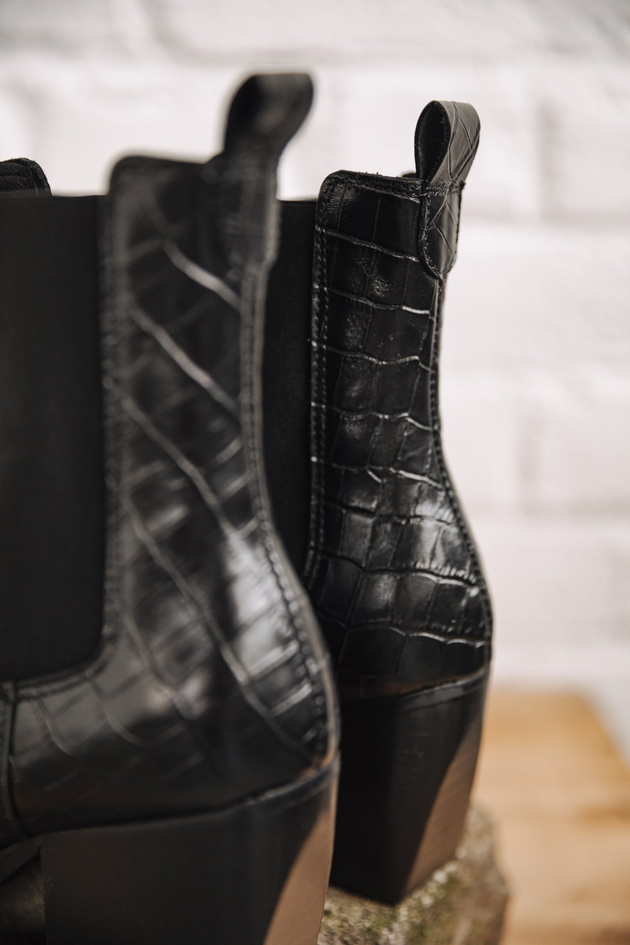 Boots Femme Teresa Croco black | Freeman T. Porter