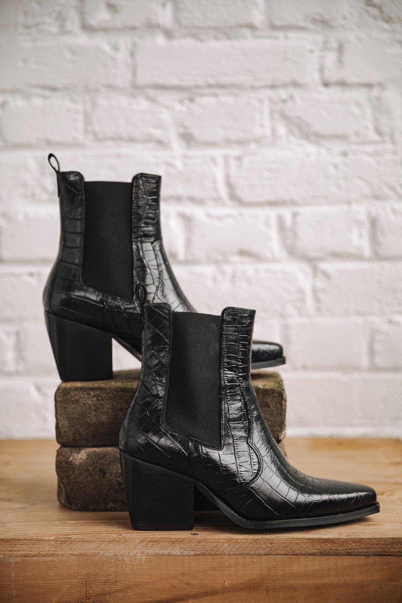 Boots Femme Teresa Croco black | Freeman T. Porter