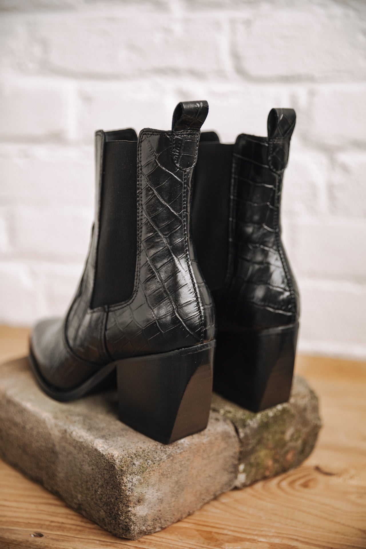 Boots Femme Teresa Croco black | Freeman T. Porter