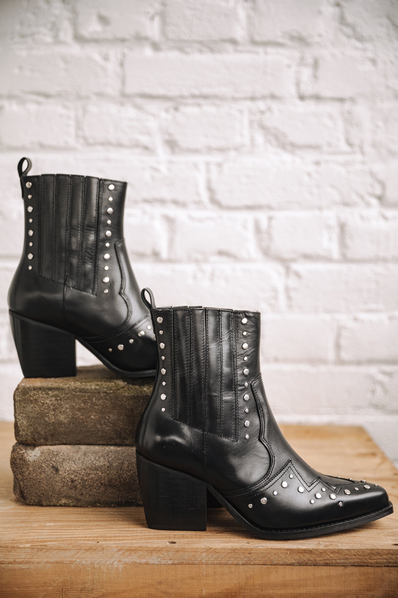 Boots Mujer Teresa Pine Studs black | Freeman T. Porter