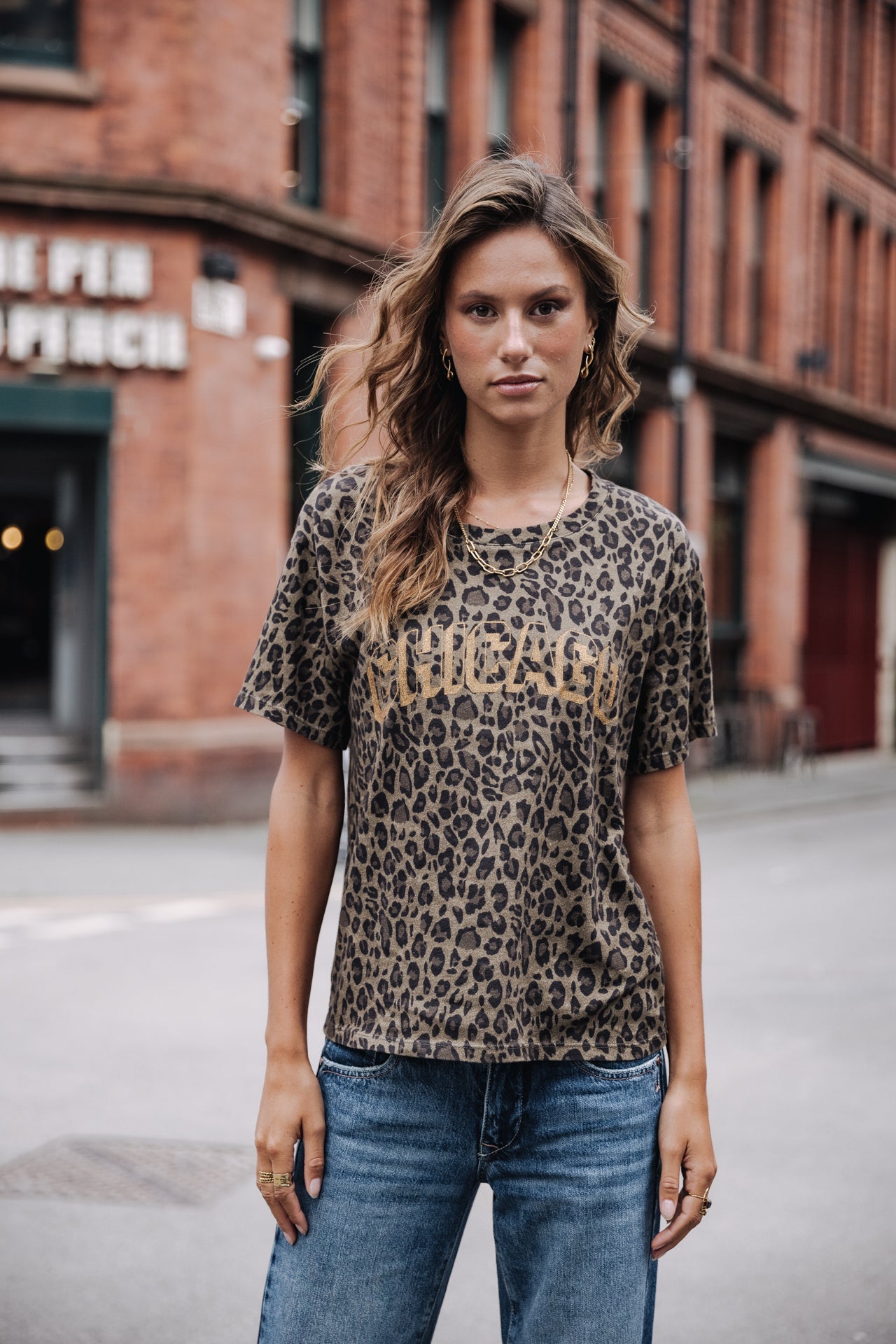 T-shirt imprimé Femme Suria Leo Chicago khaki | Freeman T. Porter
