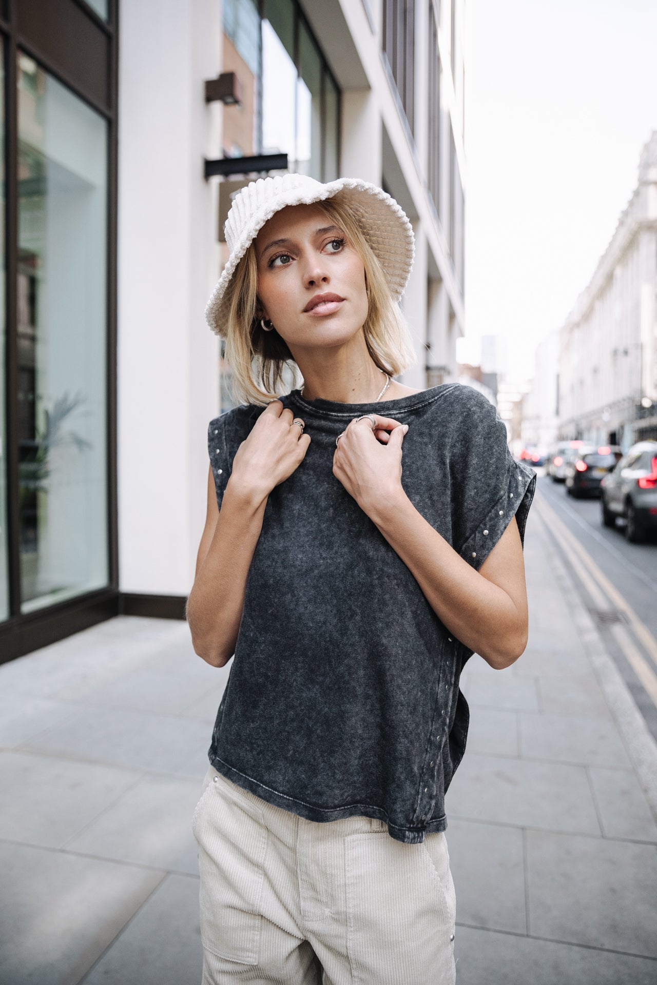 T-shirt clouté Femme Trenny Studs old black | Freeman T. Porter