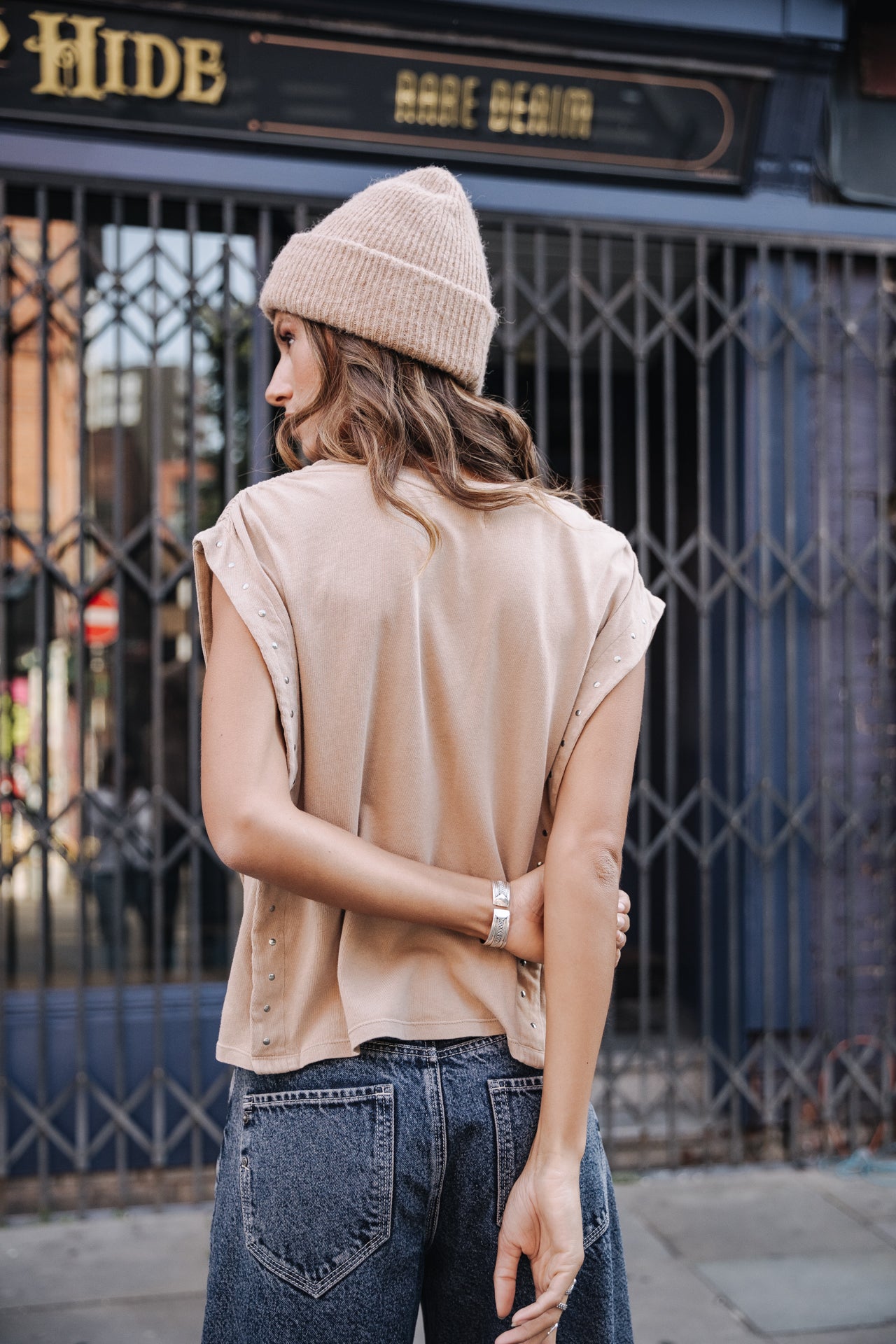 T-shirt clouté Femme Trenny Studs tan | Freeman T. Porter